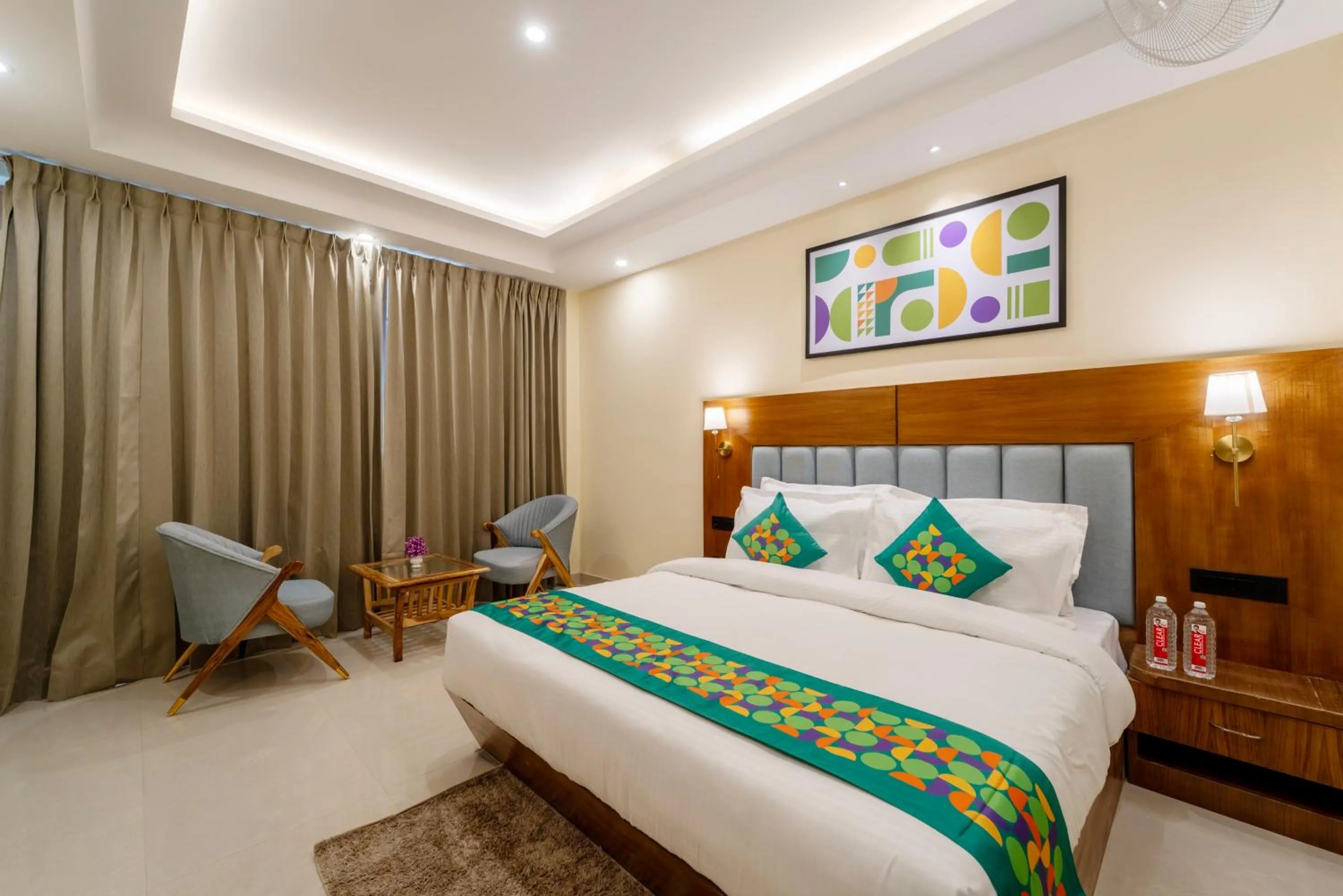 Bedroom, Bed in Treebo Premium The Takey'S, Mall Road