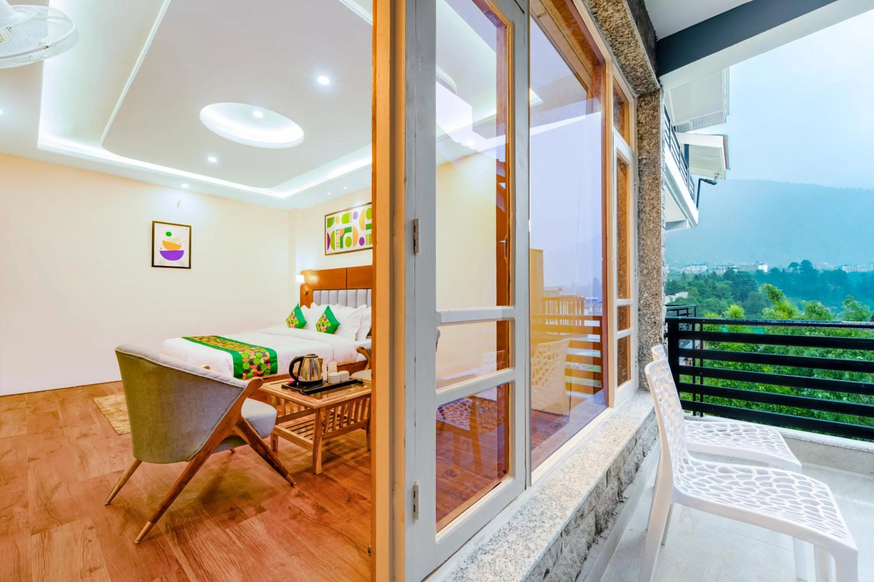 Bedroom in Treebo Premium The Takey'S, Mall Road