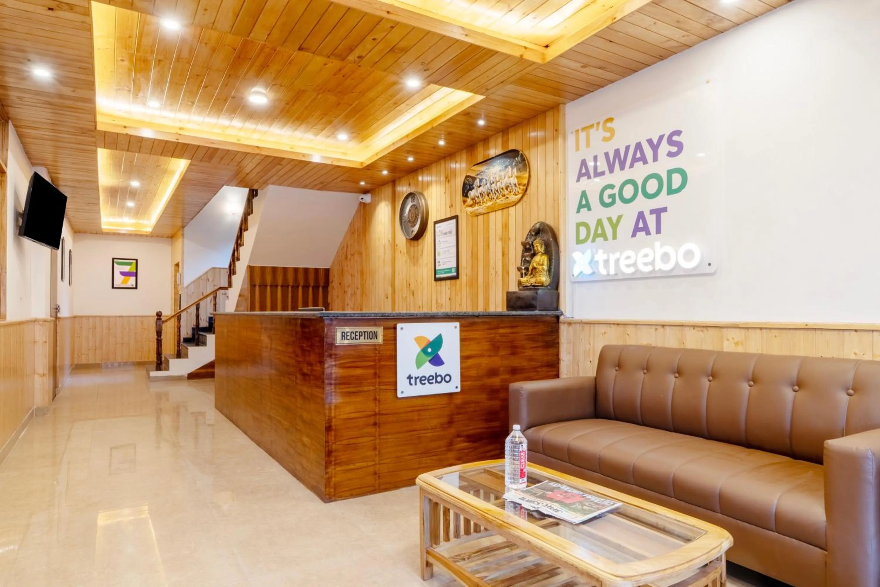 Lobby or reception in Treebo Premium The Takey'S, Mall Road
