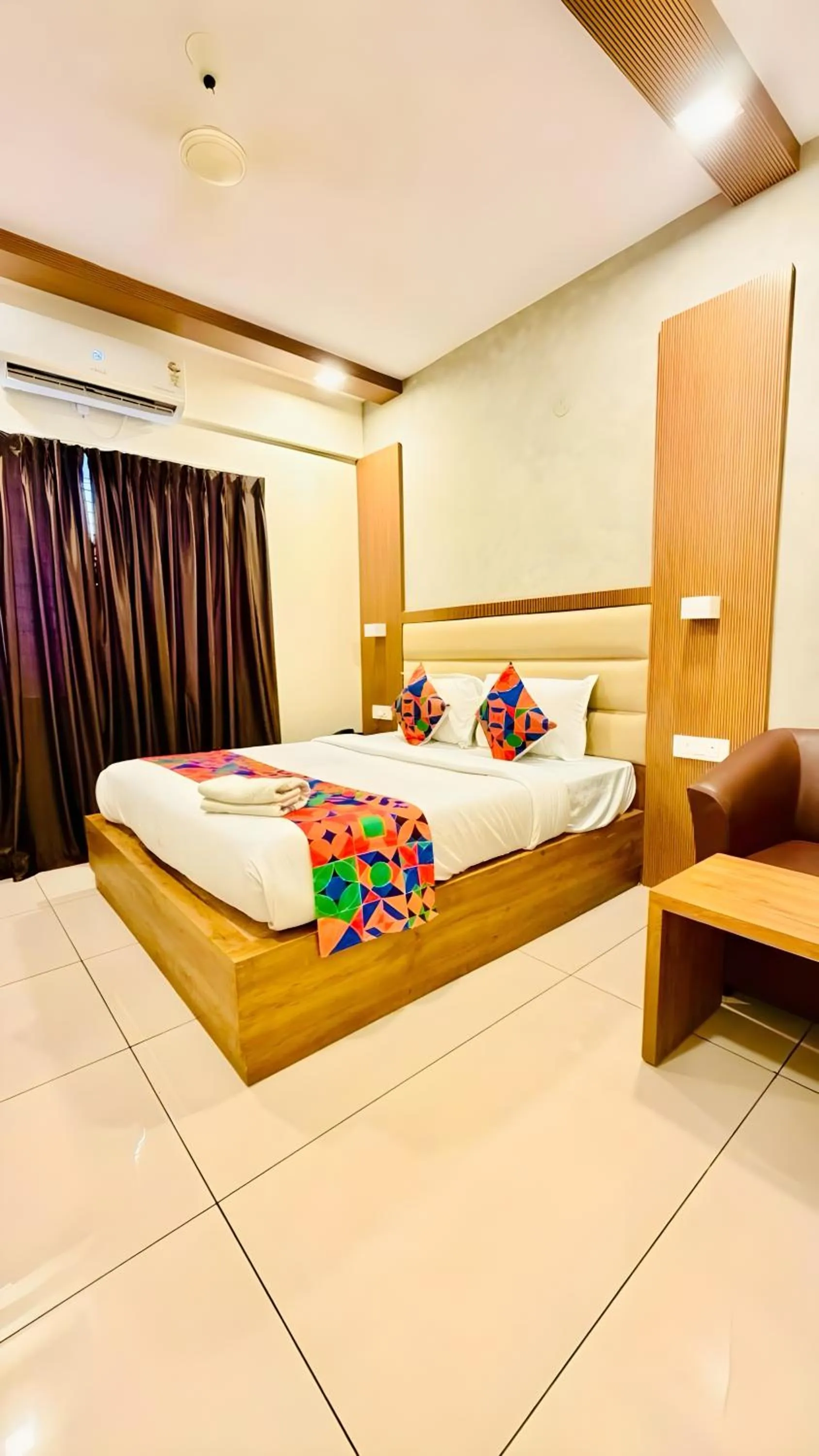 Bed in Hotel Rotano Garden Near Marathahalli Bridge