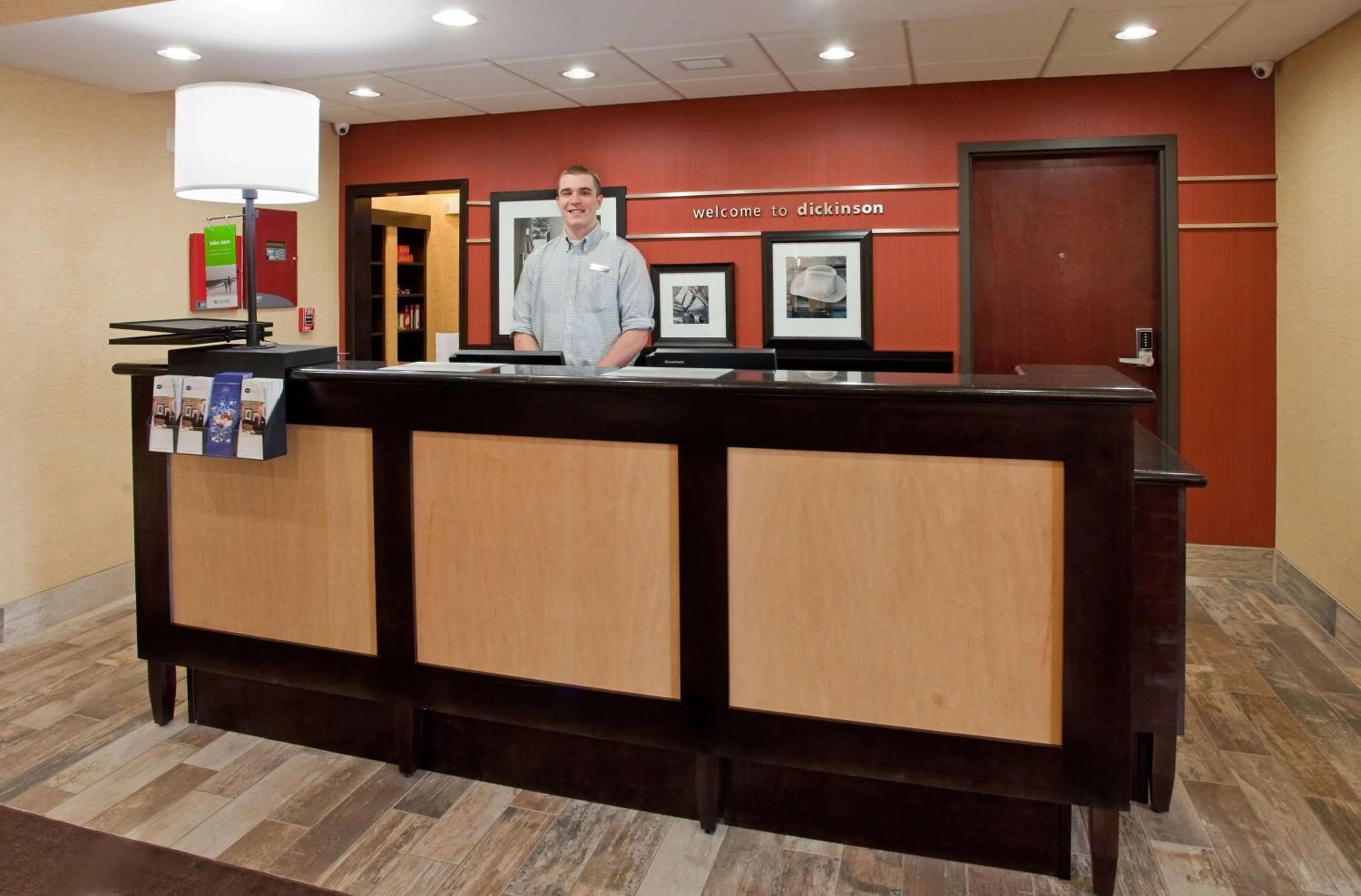 Lobby or reception in Hampton Inn & Suites Dickinson ND