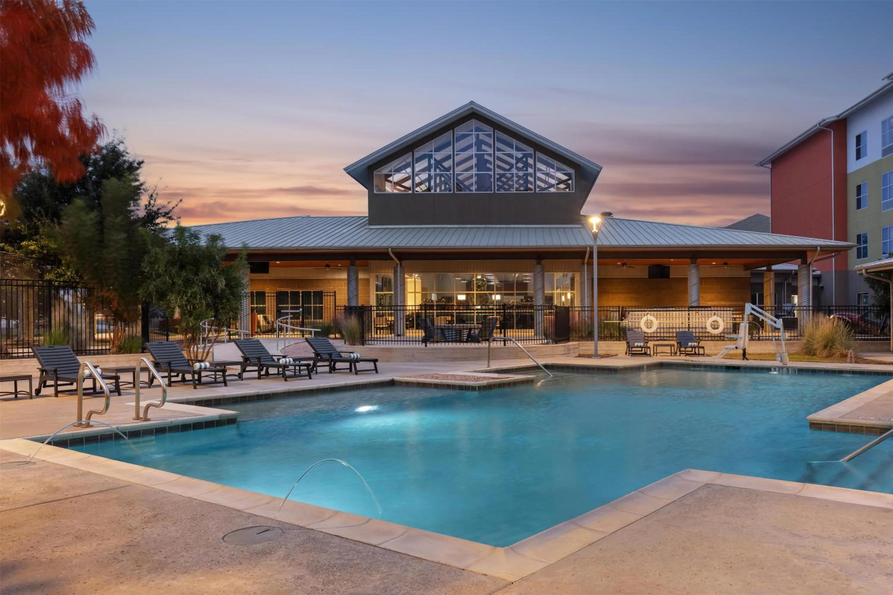 Pool view in Homewood Suites TechRidge Parmer @ I-35