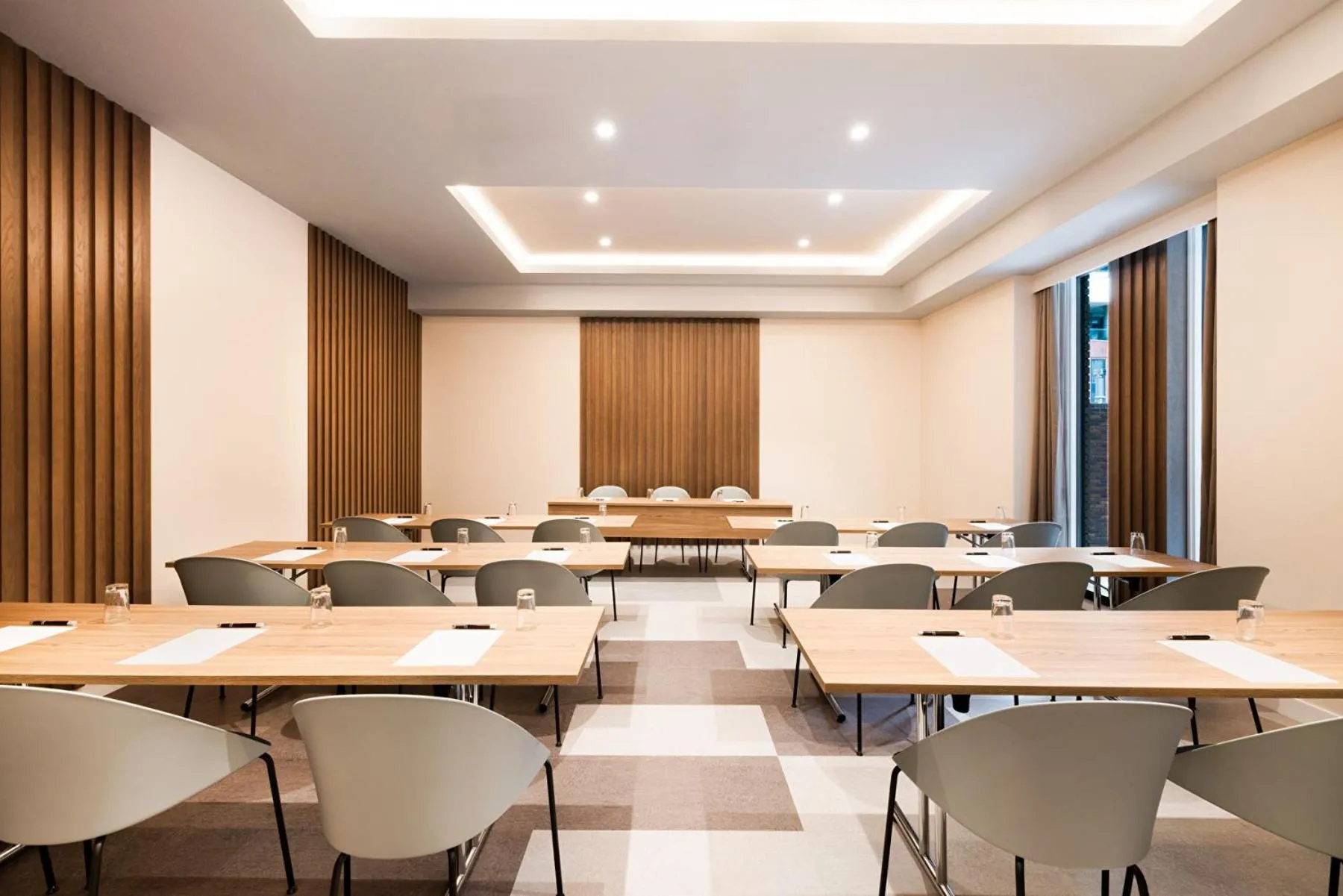 Meeting/conference room in Riu Plaza Toronto