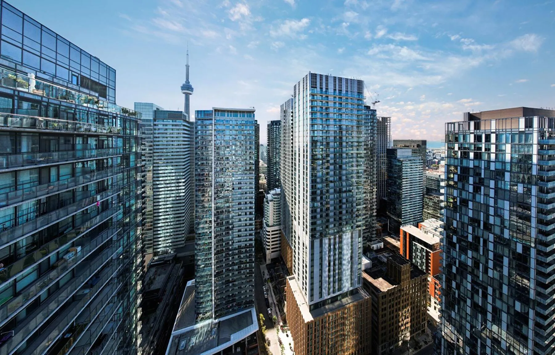 Property building in Riu Plaza Toronto