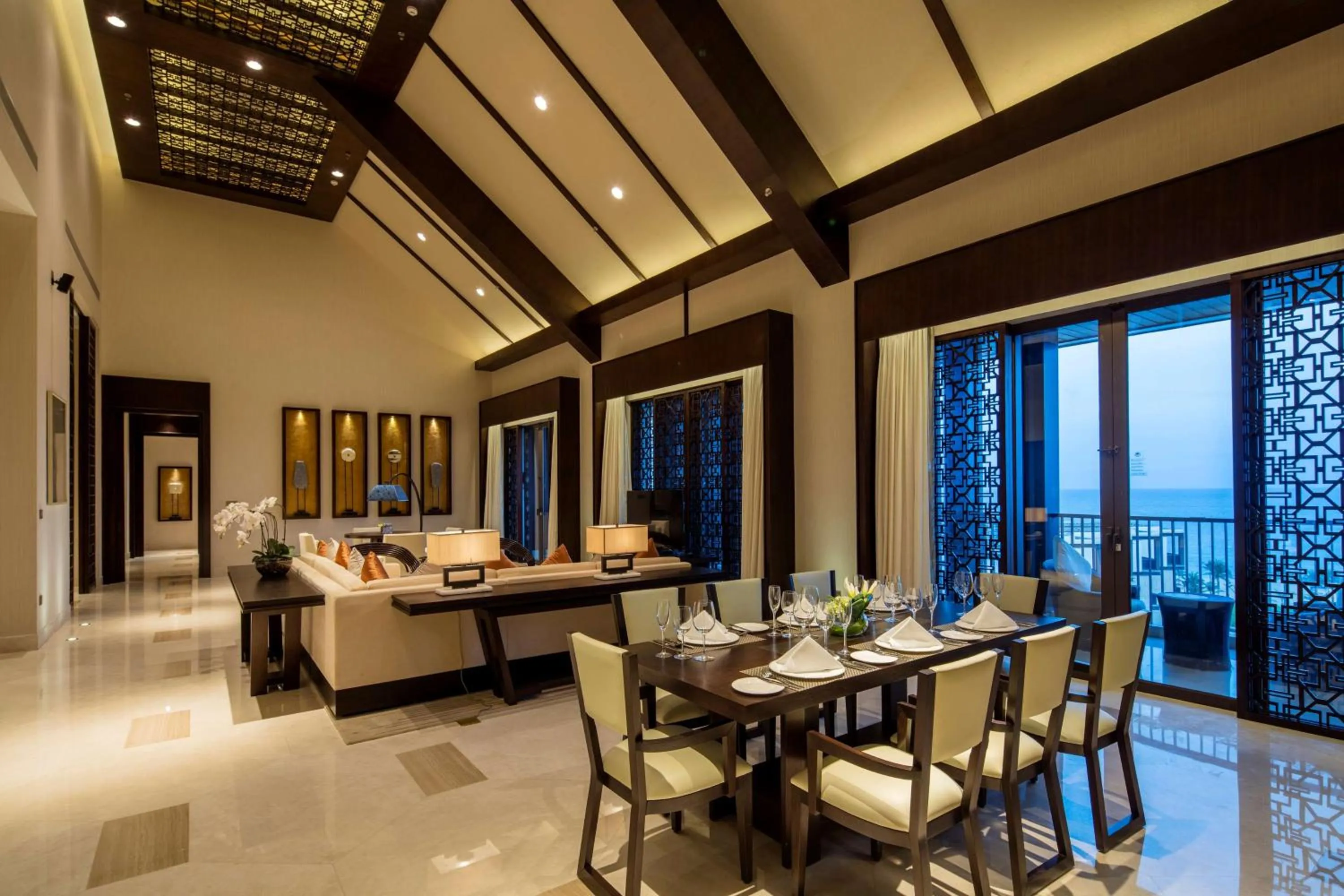 Living room in Hilton Wenchang