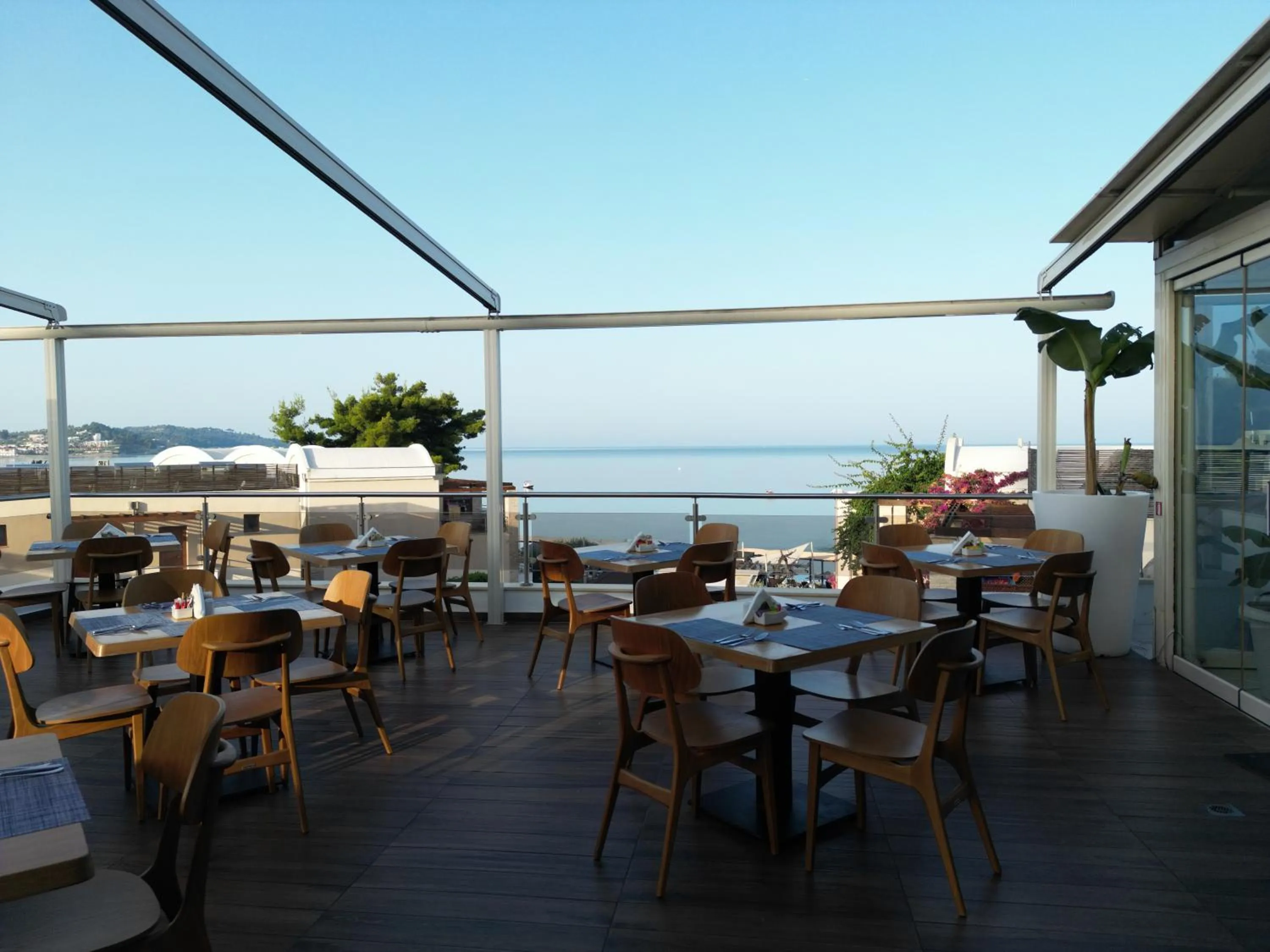 Restaurant/places to eat in Olympion Sunset Halkidiki