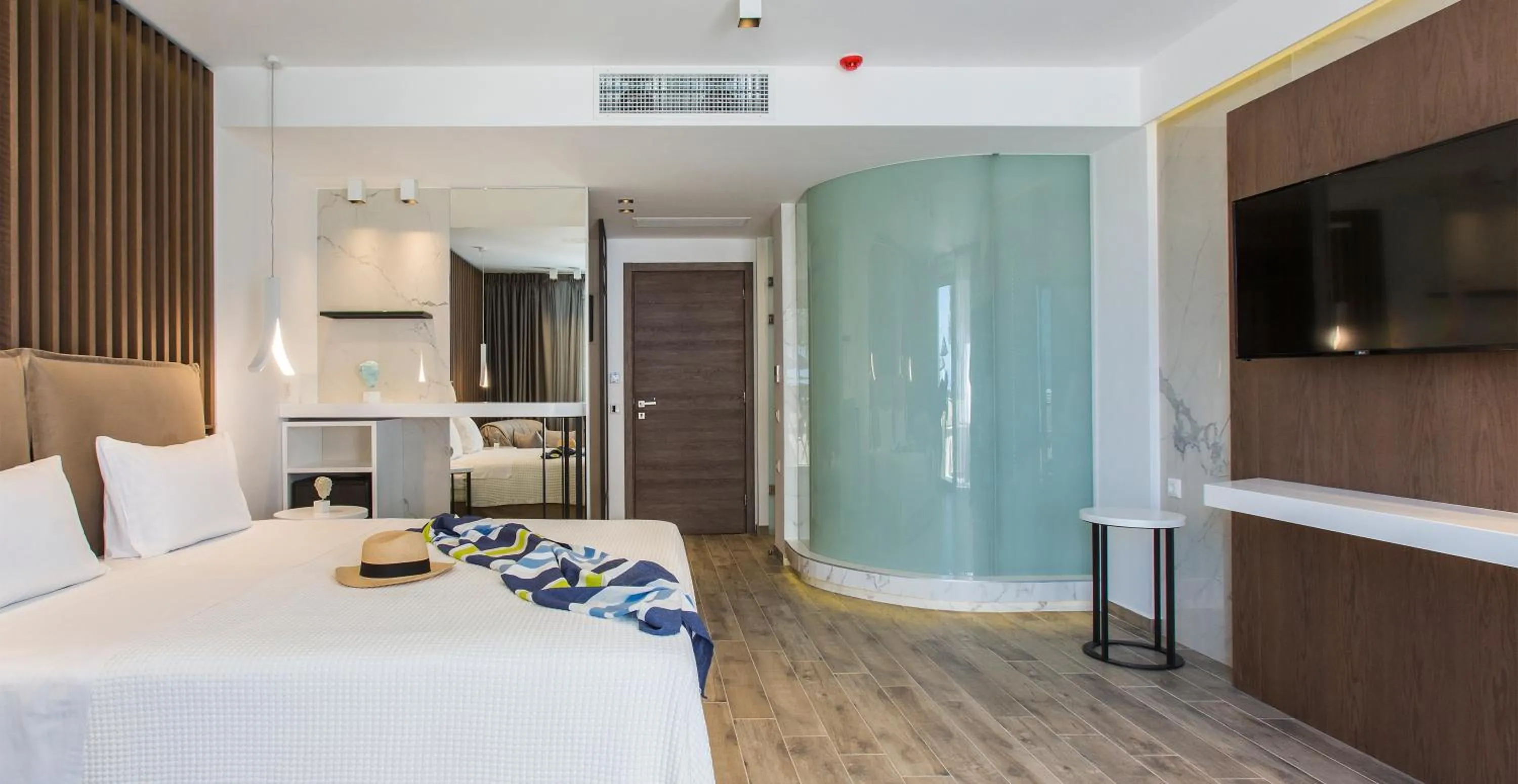 Photo of the whole room, Bed in Olympion Sunset Halkidiki