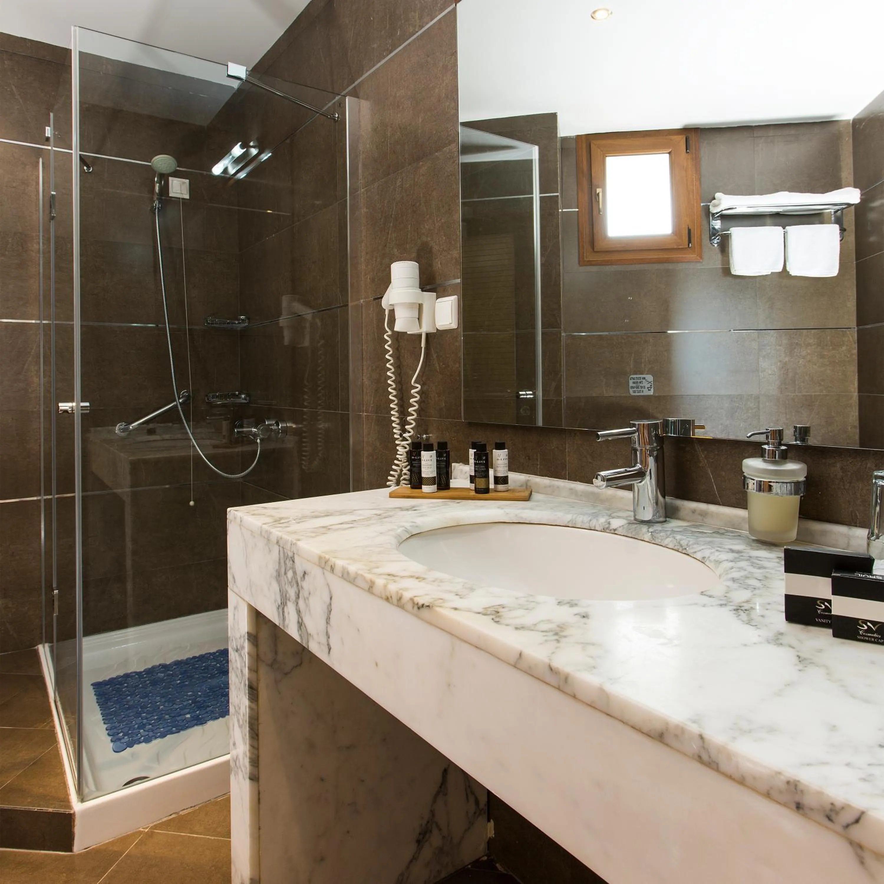 Bathroom in Olympion Sunset Halkidiki