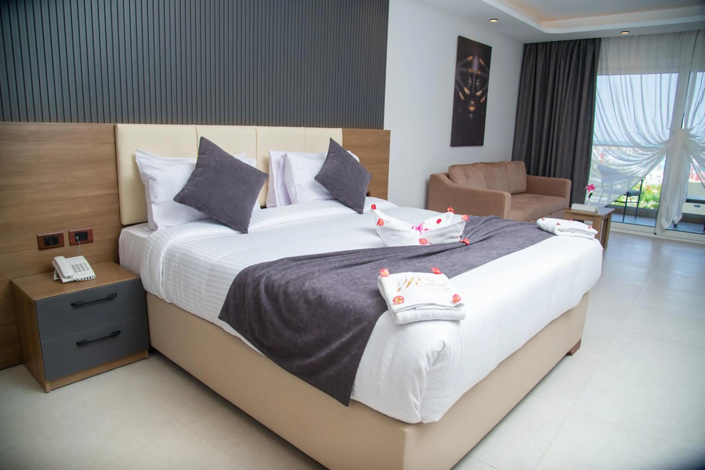 Bed in Rewaya Majestic Resort