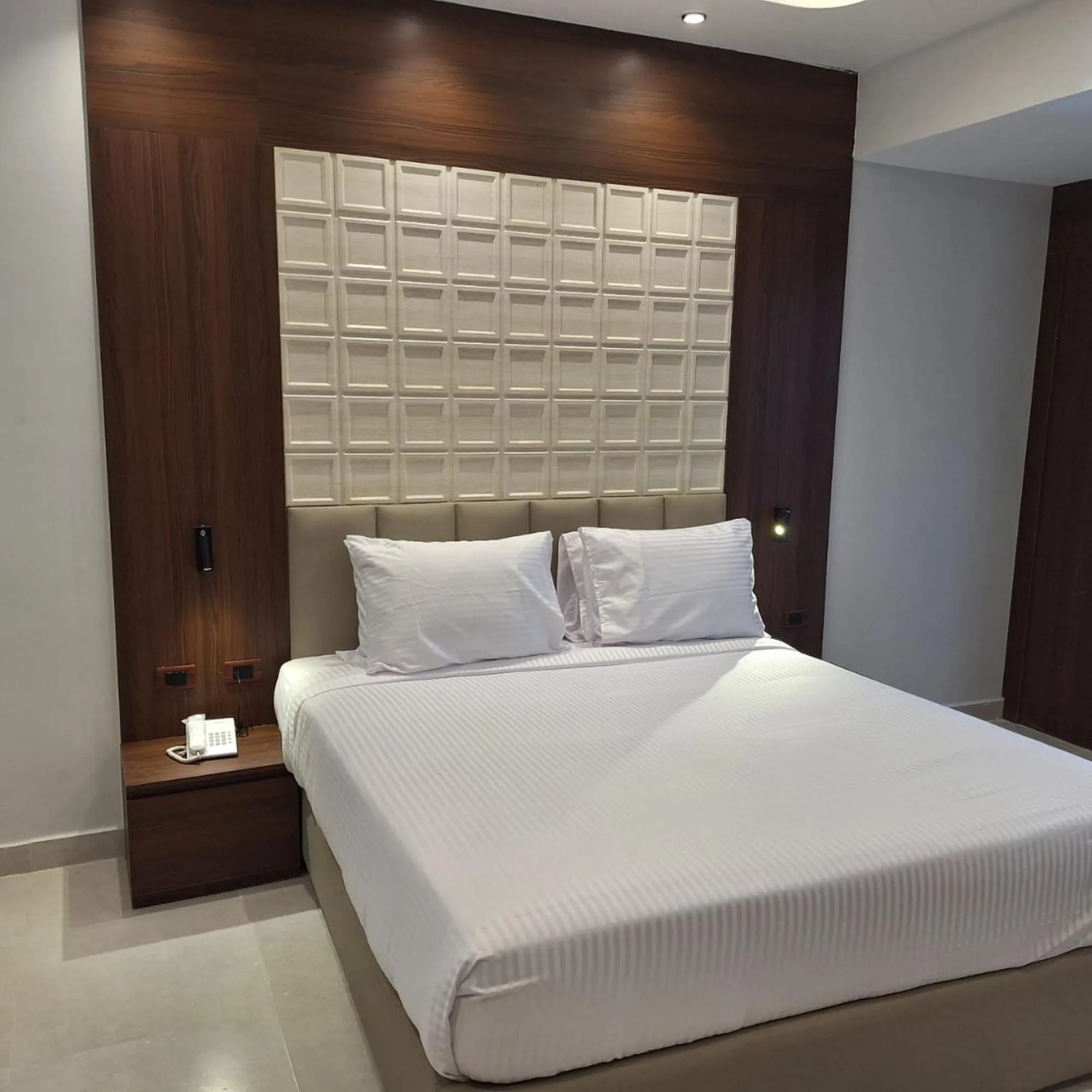 Bed in Rewaya Majestic Resort