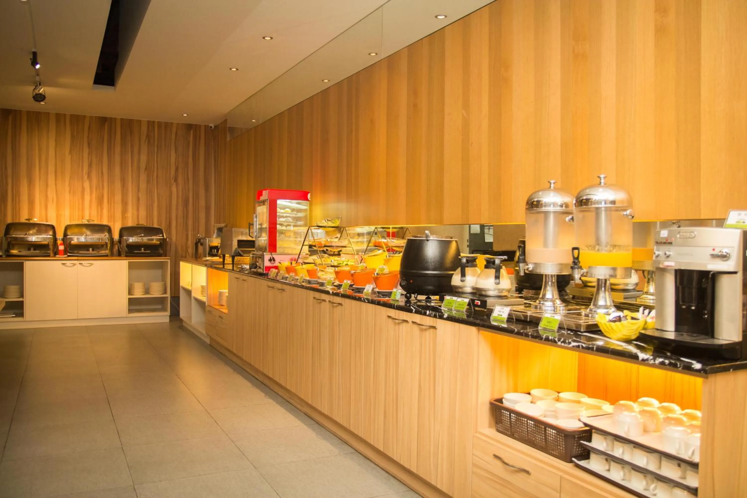 Buffet breakfast, Restaurant/Places to Eat in Lessing Hotel Qixian