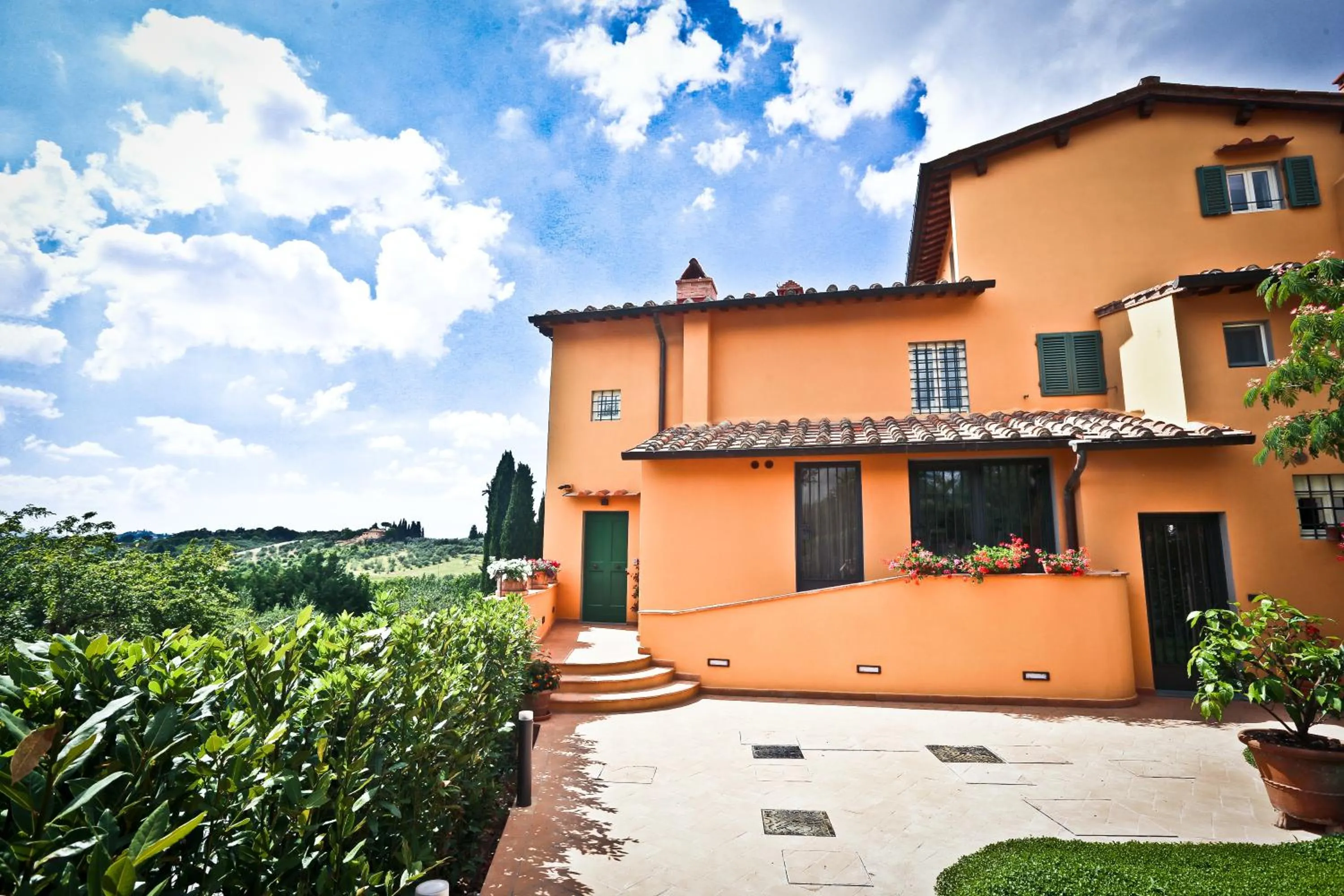 Facade/entrance in Poggio Baronti B&B