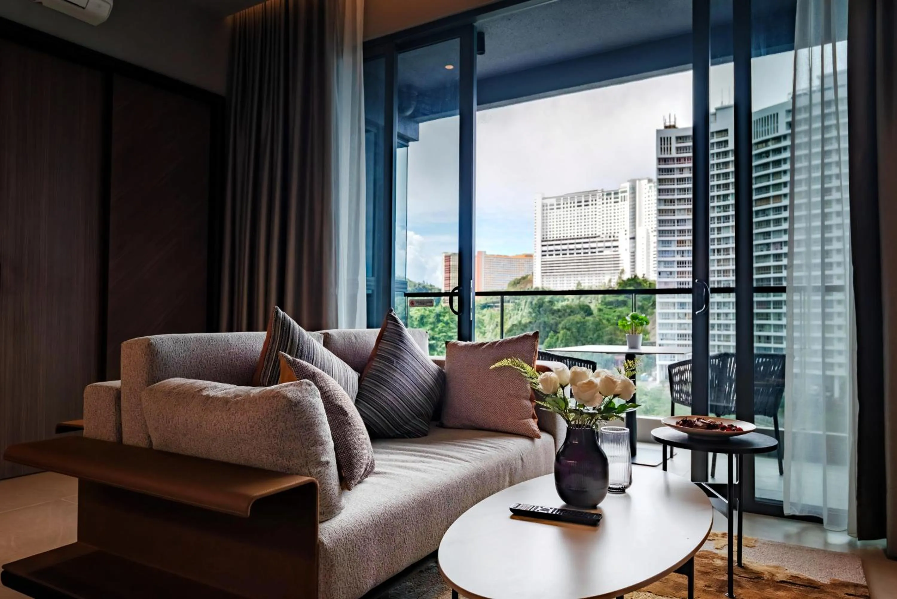 Balcony/Terrace in Antara Genting by Harvinton Mansion