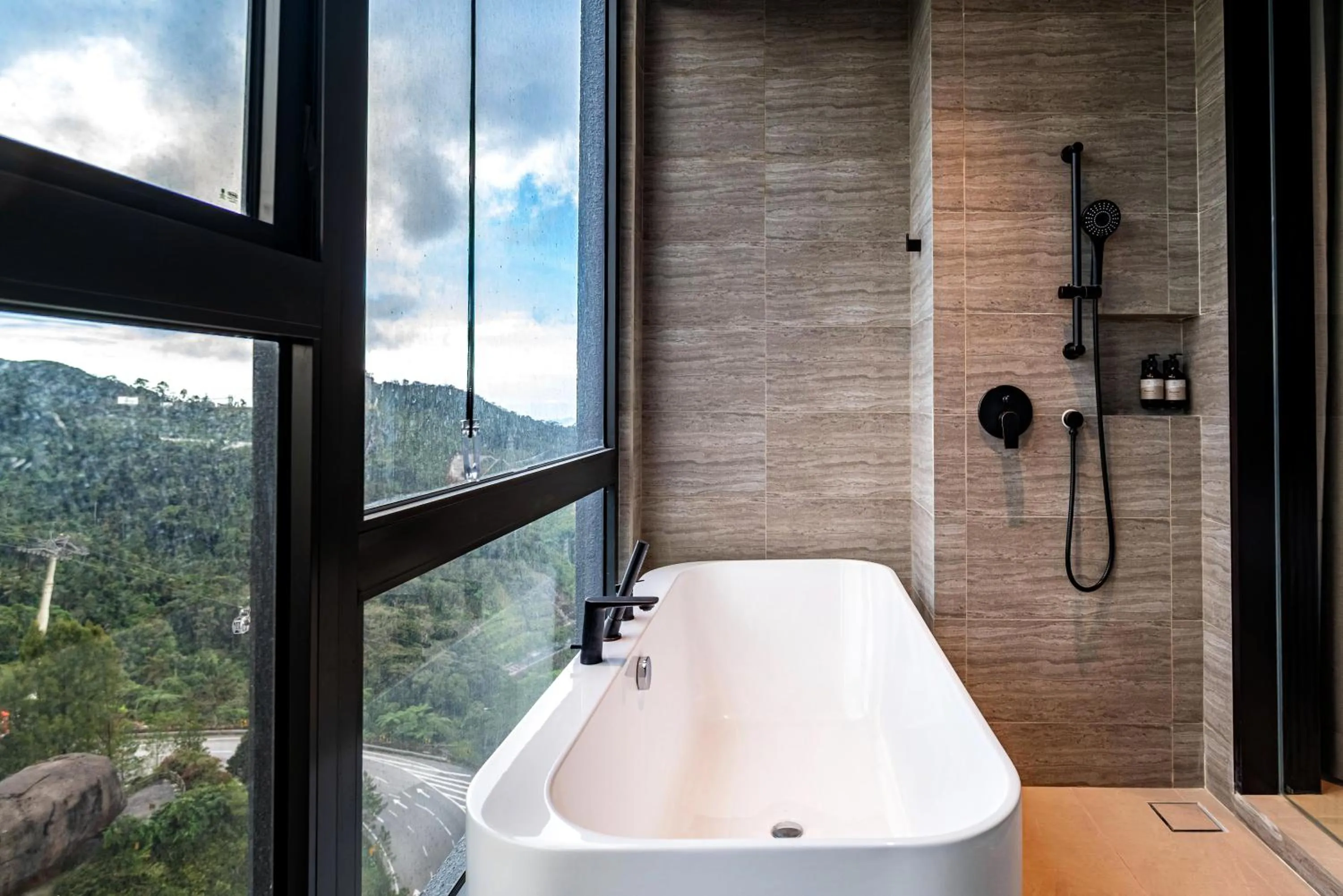 Antara Genting by Harvinton Mansion