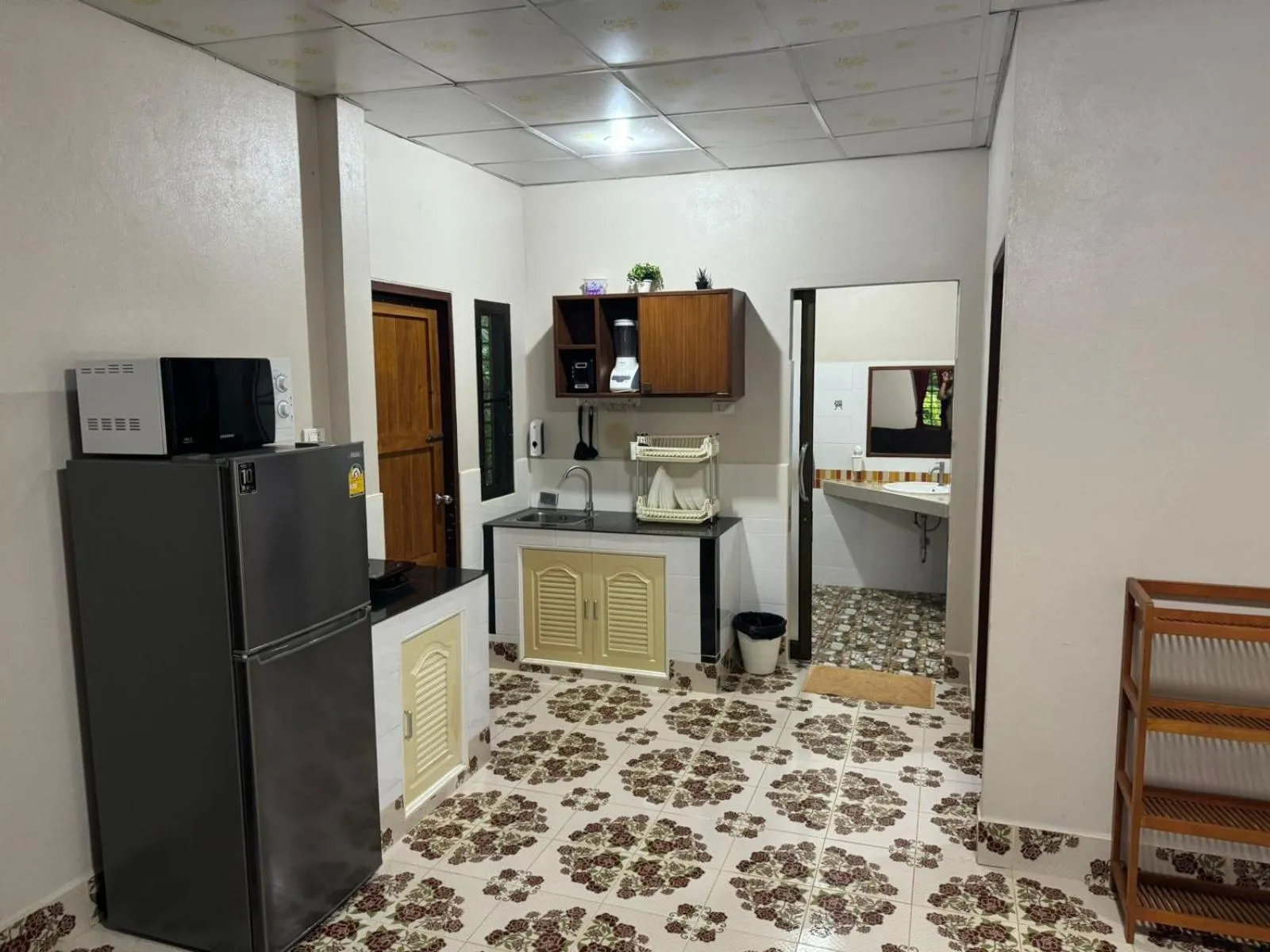 kitchen in Fine Times Resort