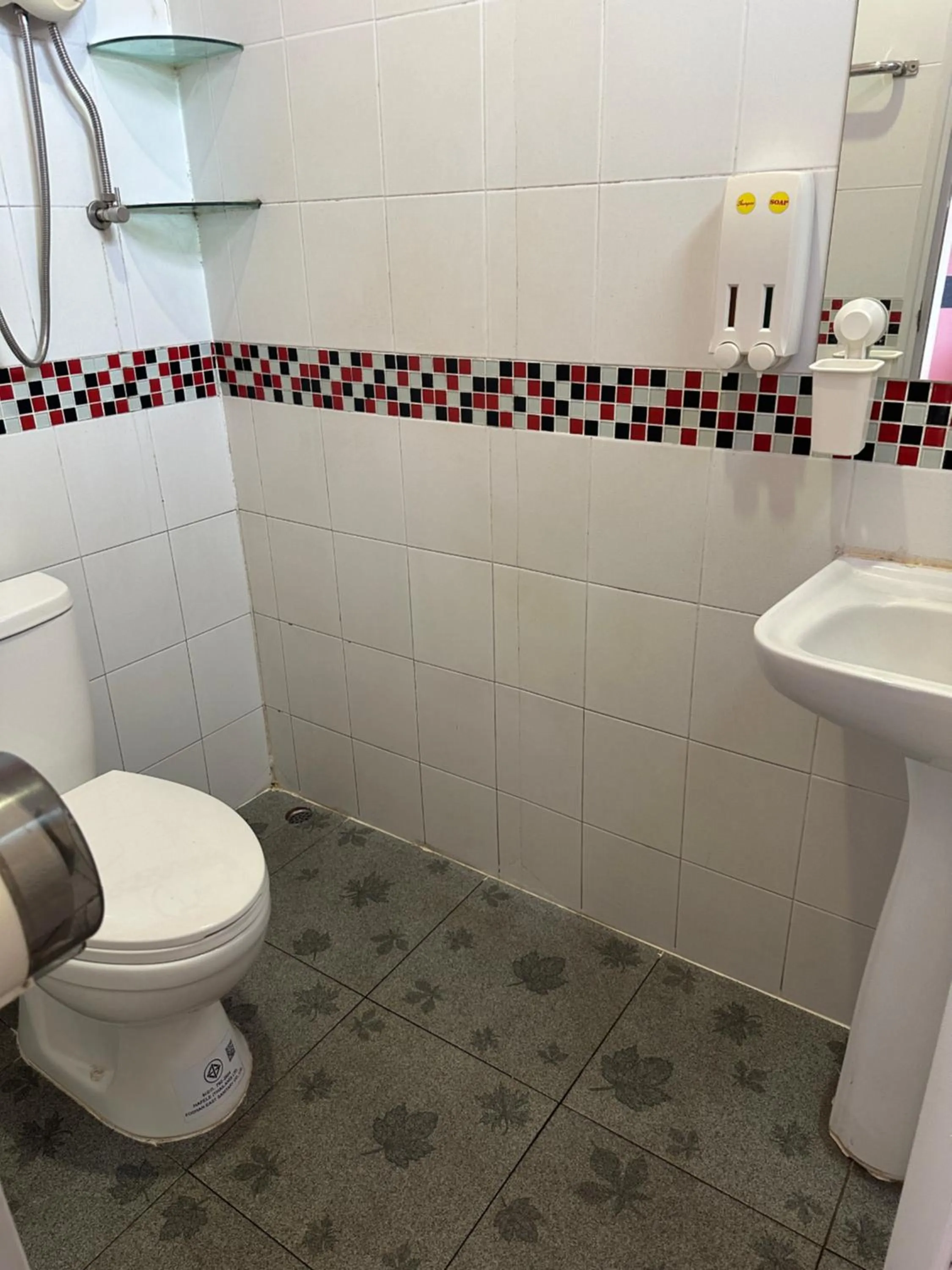 Shower in Fine Times Resort