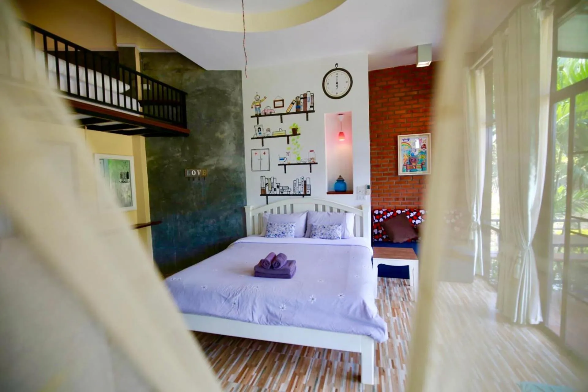 Bed in TonSilp Art Home