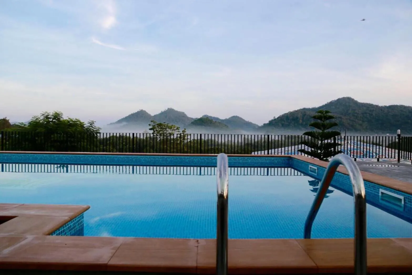 Swimming pool in TonSilp Art Home