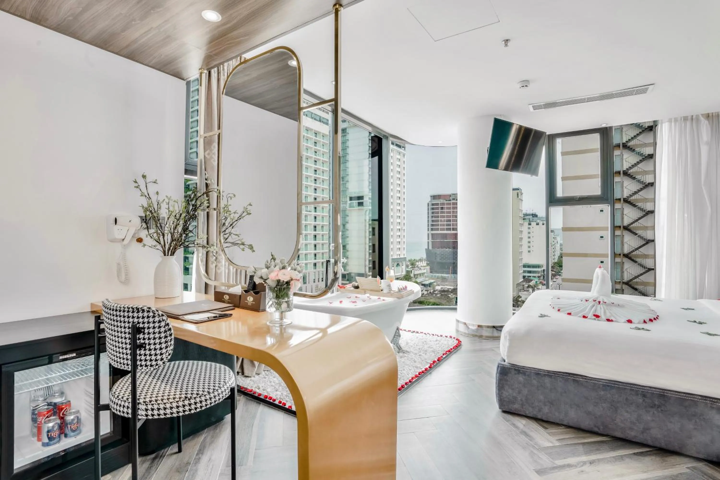 Bed in Cicilia Hotels & Spa Danang