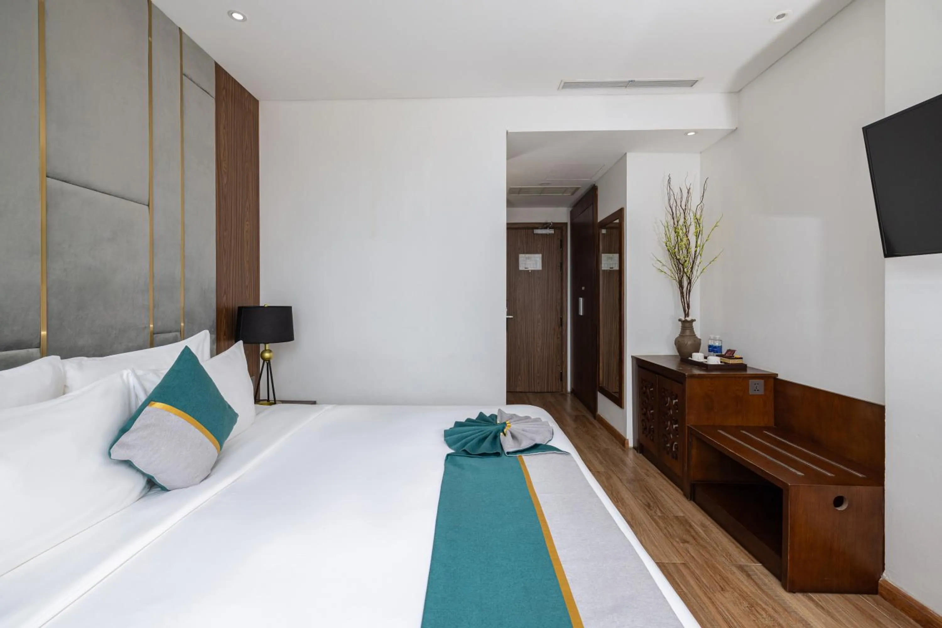 Bed in Cicilia Hotels & Spa Danang