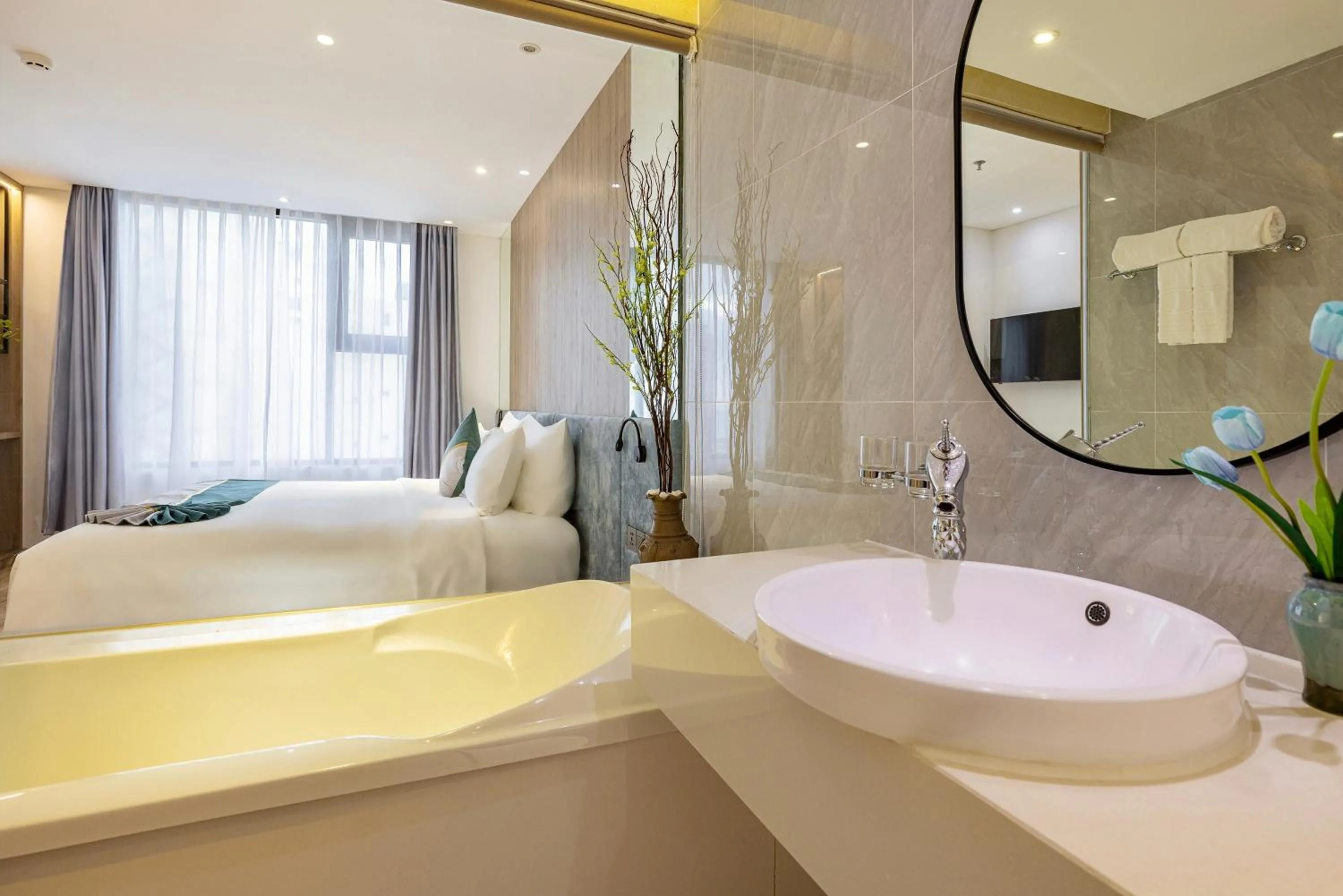 Bathroom, Bed in Cicilia Hotels & Spa Danang