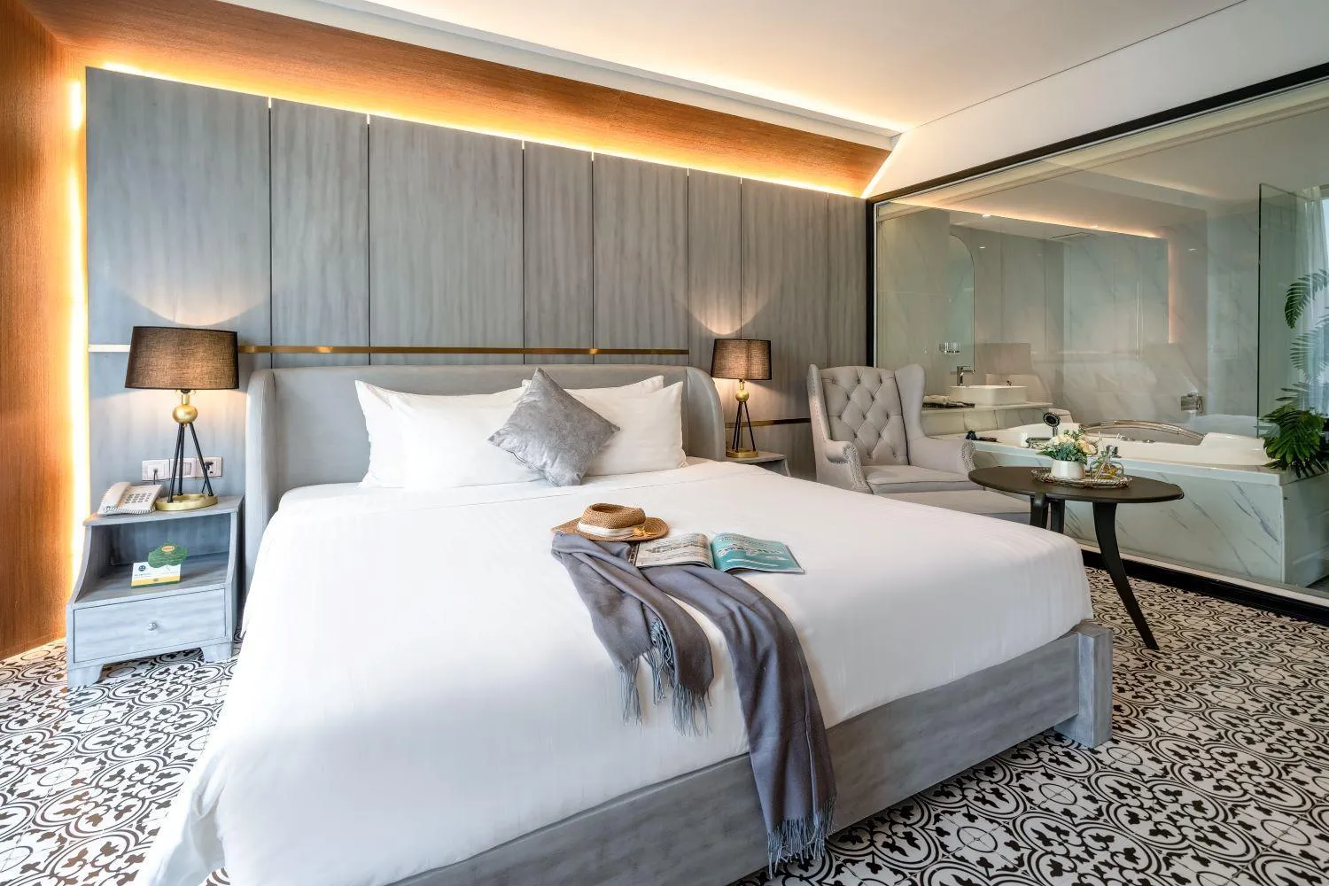 Bed in Cicilia Hotels & Spa Danang