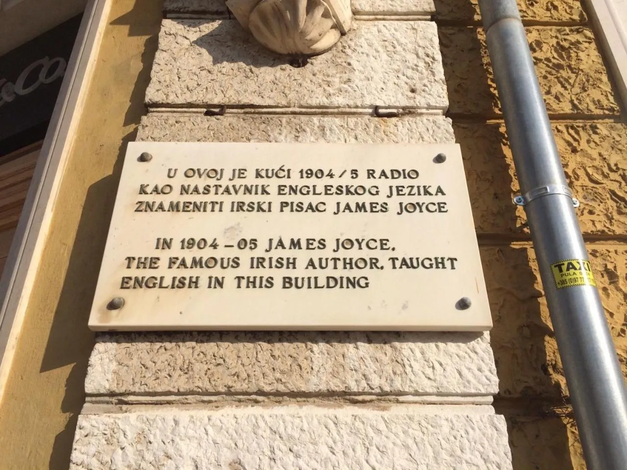 Day in Boutique Suites Joyce