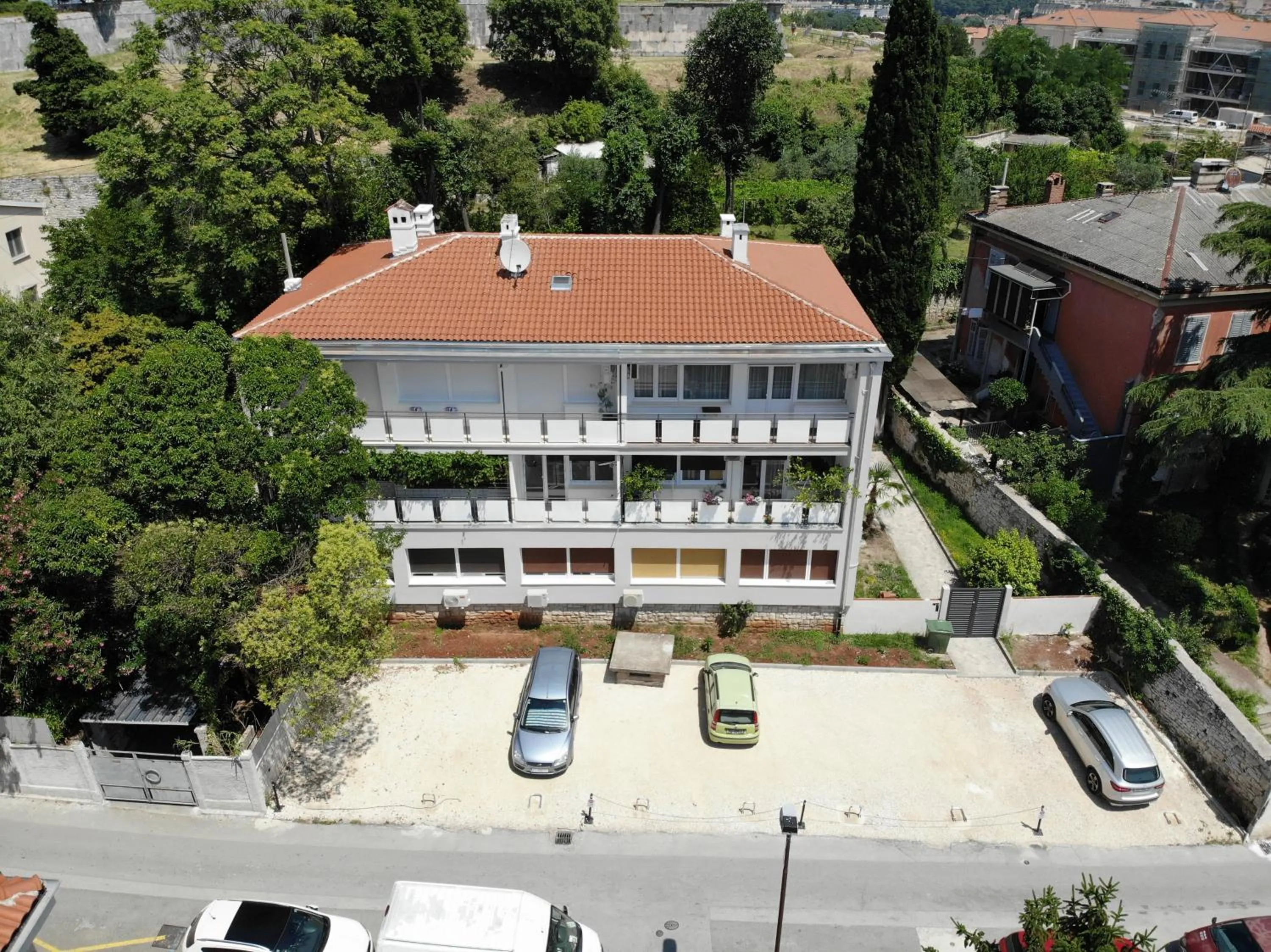 Property building in Boutique Suites Joyce