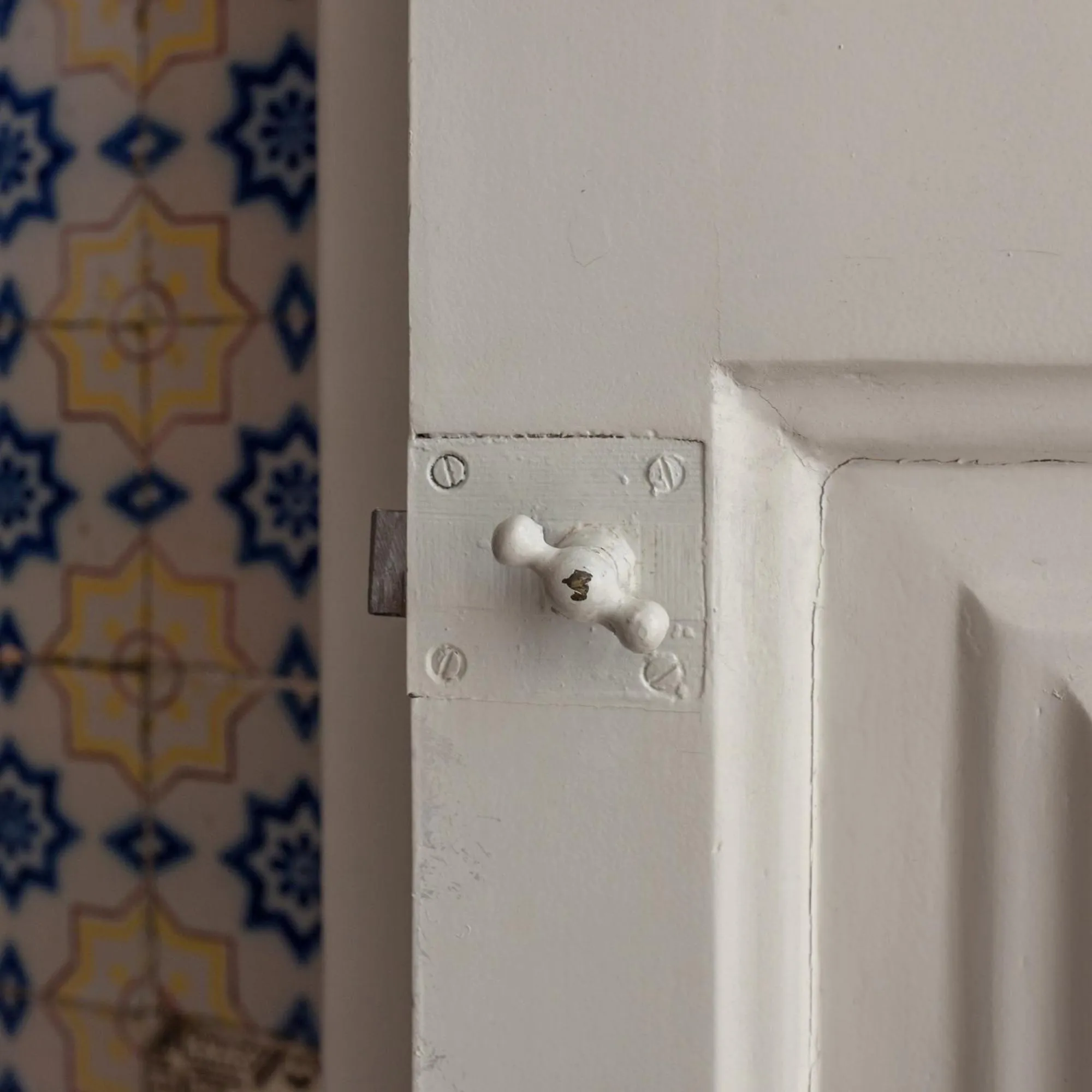 Decorative detail in Being Porto Hostel