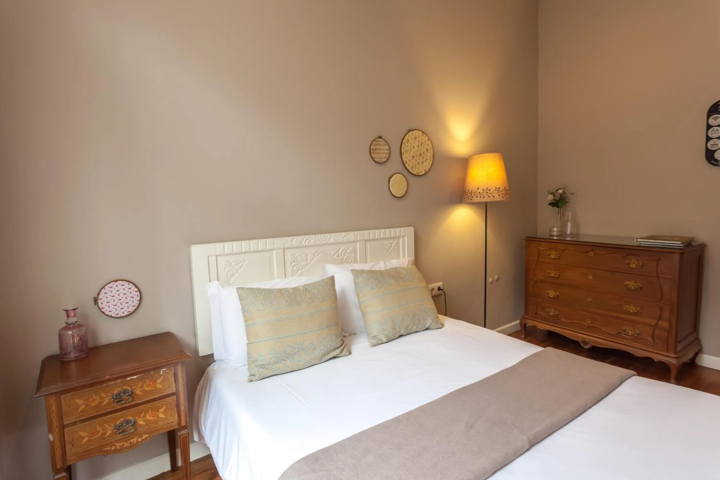 Bedroom, Bed in Being Porto Hostel