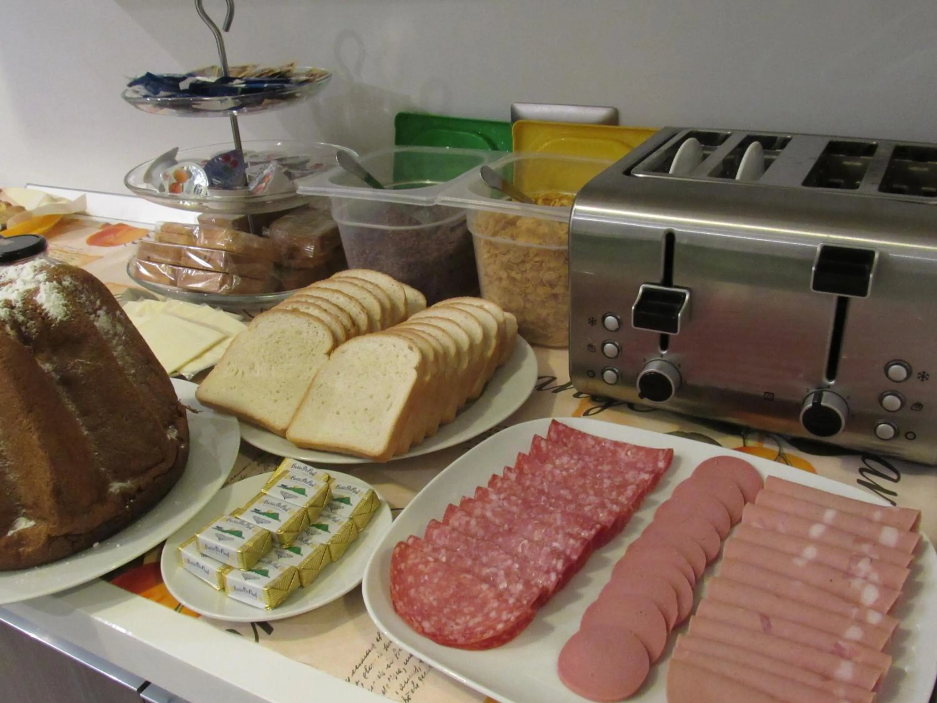 Communal lounge/ TV room in Pianeta Roma