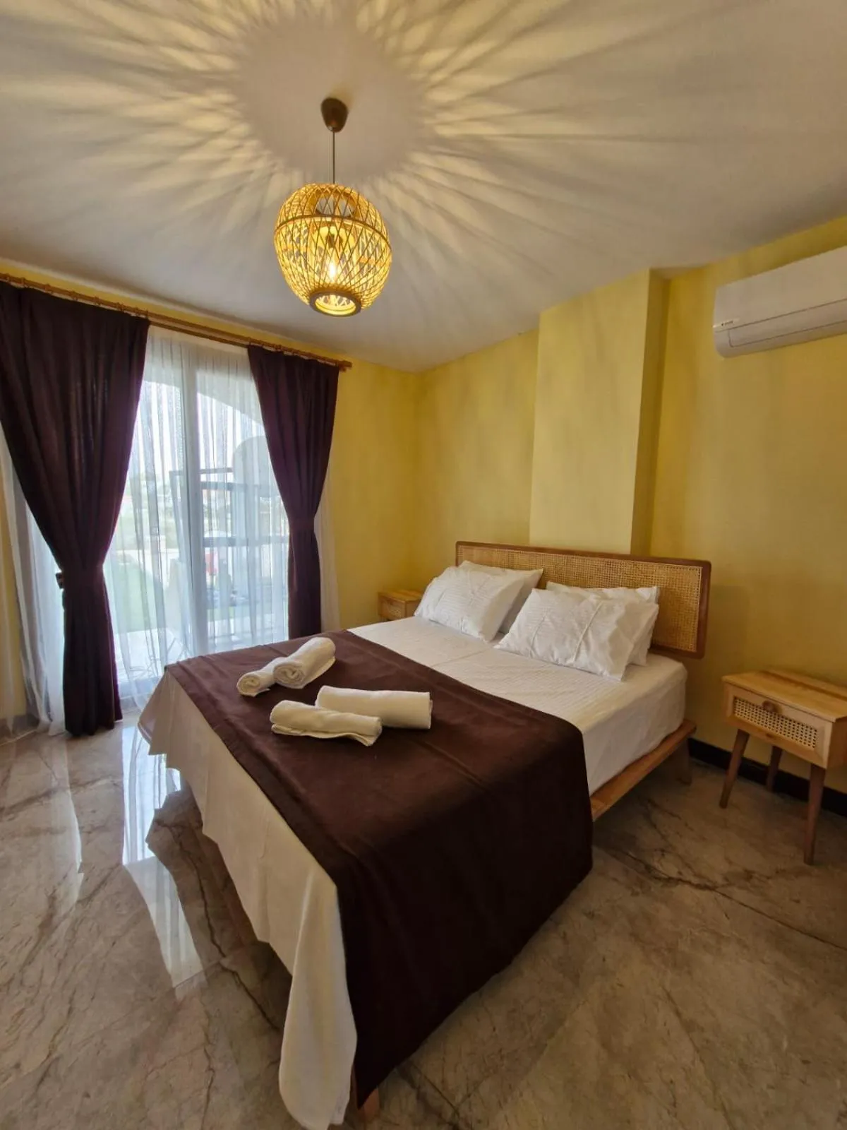 Bed in Velder House Urla