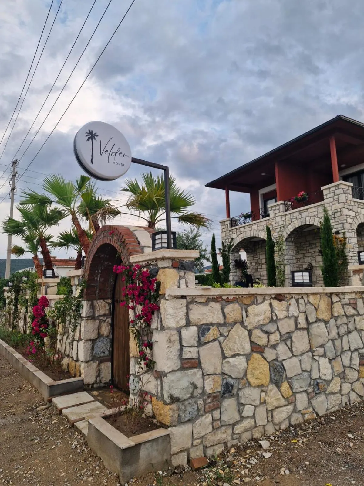 Property building in Velder House Urla