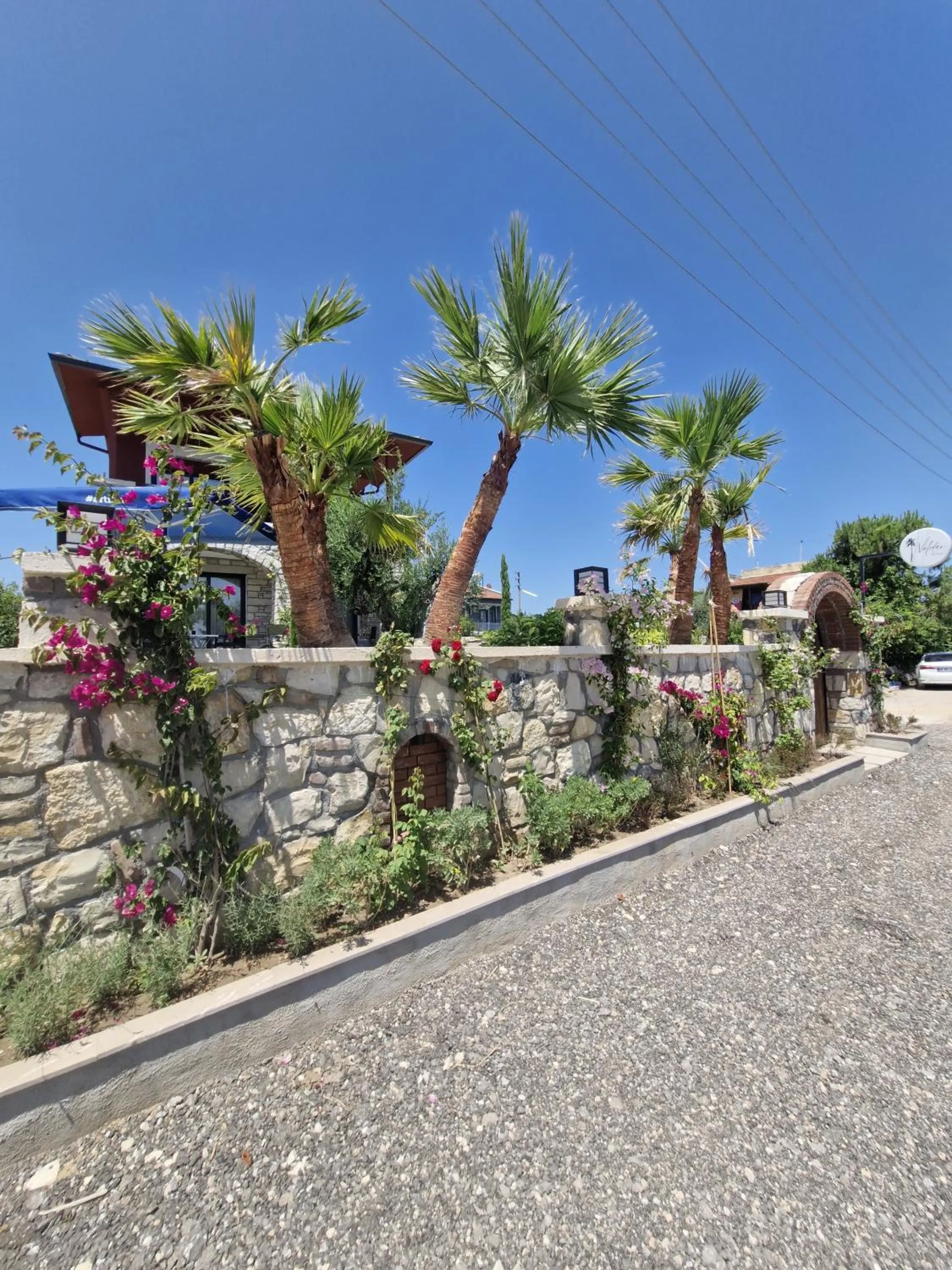 Property building in Velder House Urla