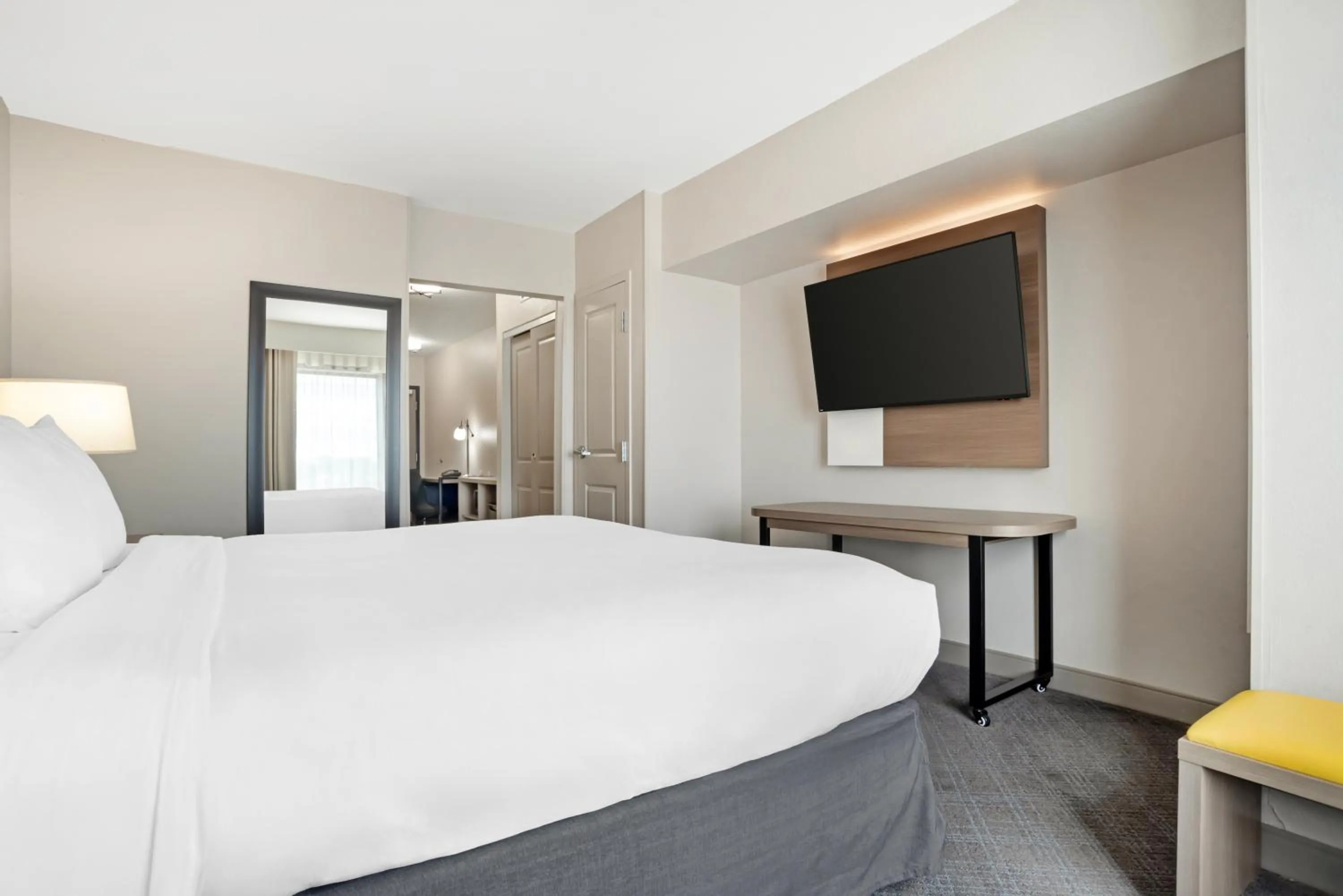 Bedroom, Bed in Comfort Inn & Suites Slidell - New Orleans Area