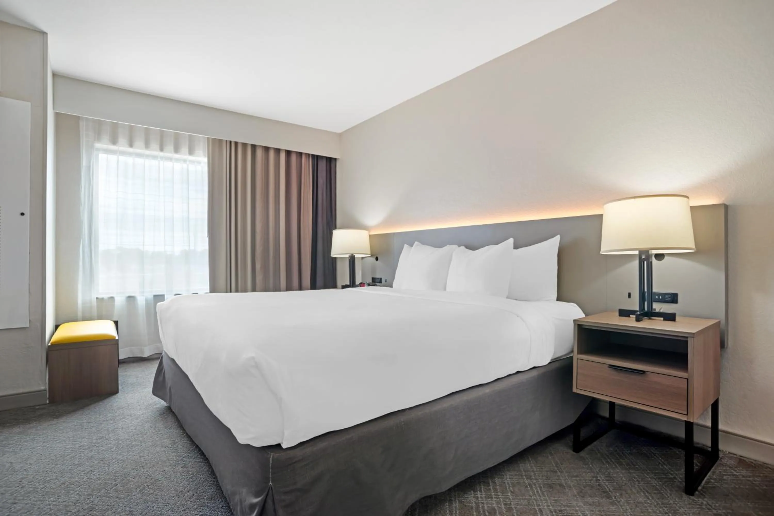 Bedroom, Bed in Comfort Inn & Suites Slidell - New Orleans Area