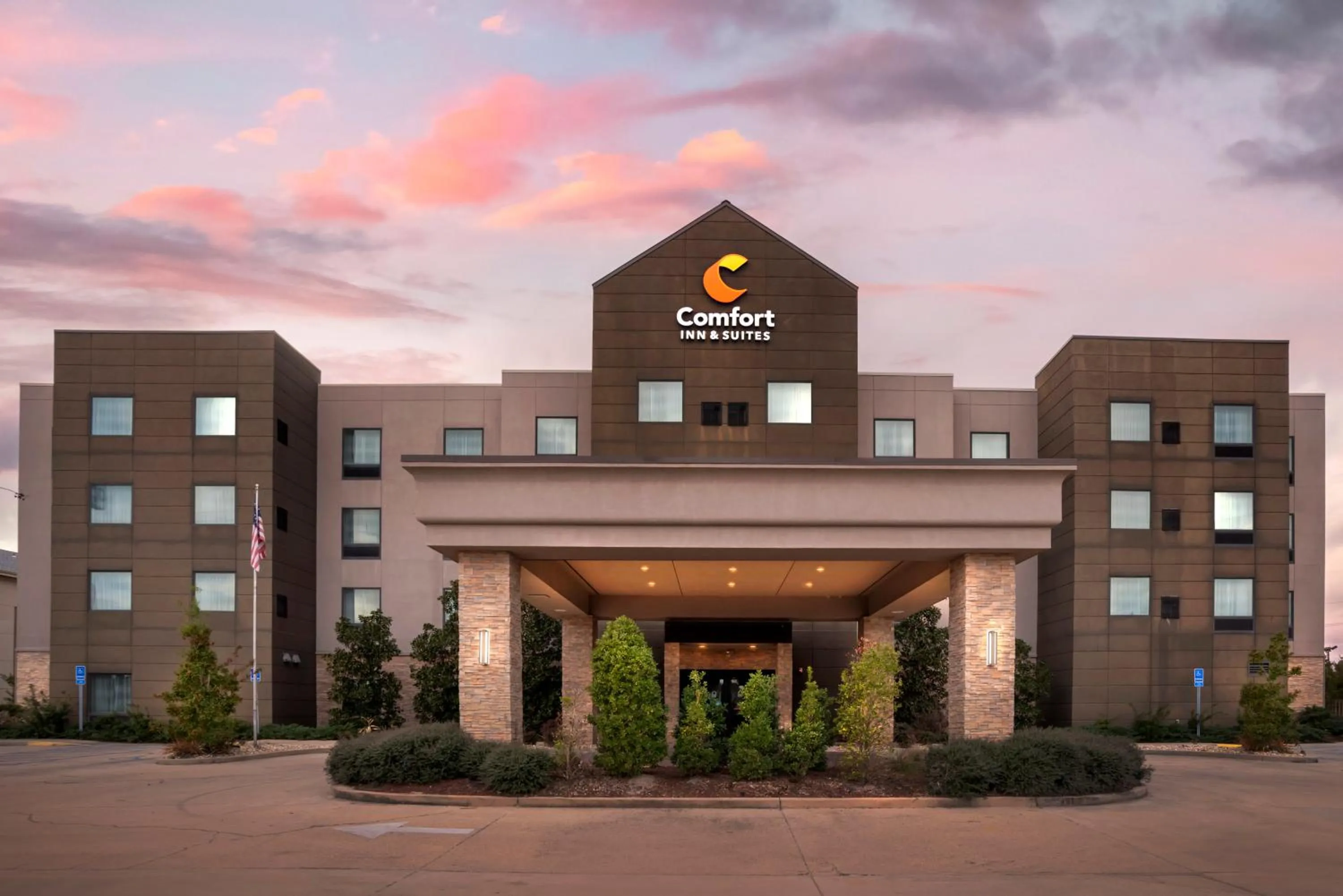 Property building in Comfort Inn & Suites Slidell - New Orleans Area