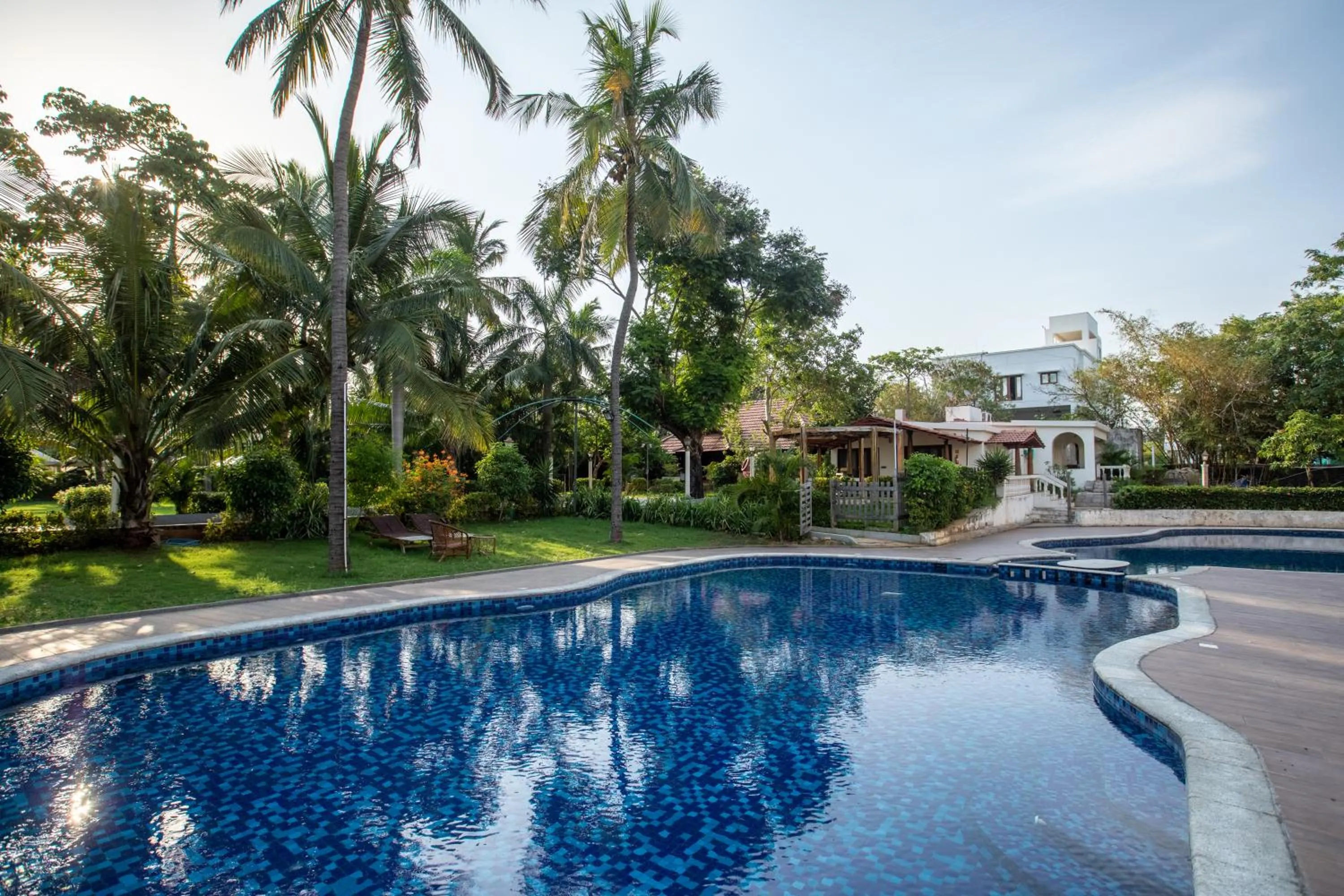 Lounge or bar in Green Meadows Resort