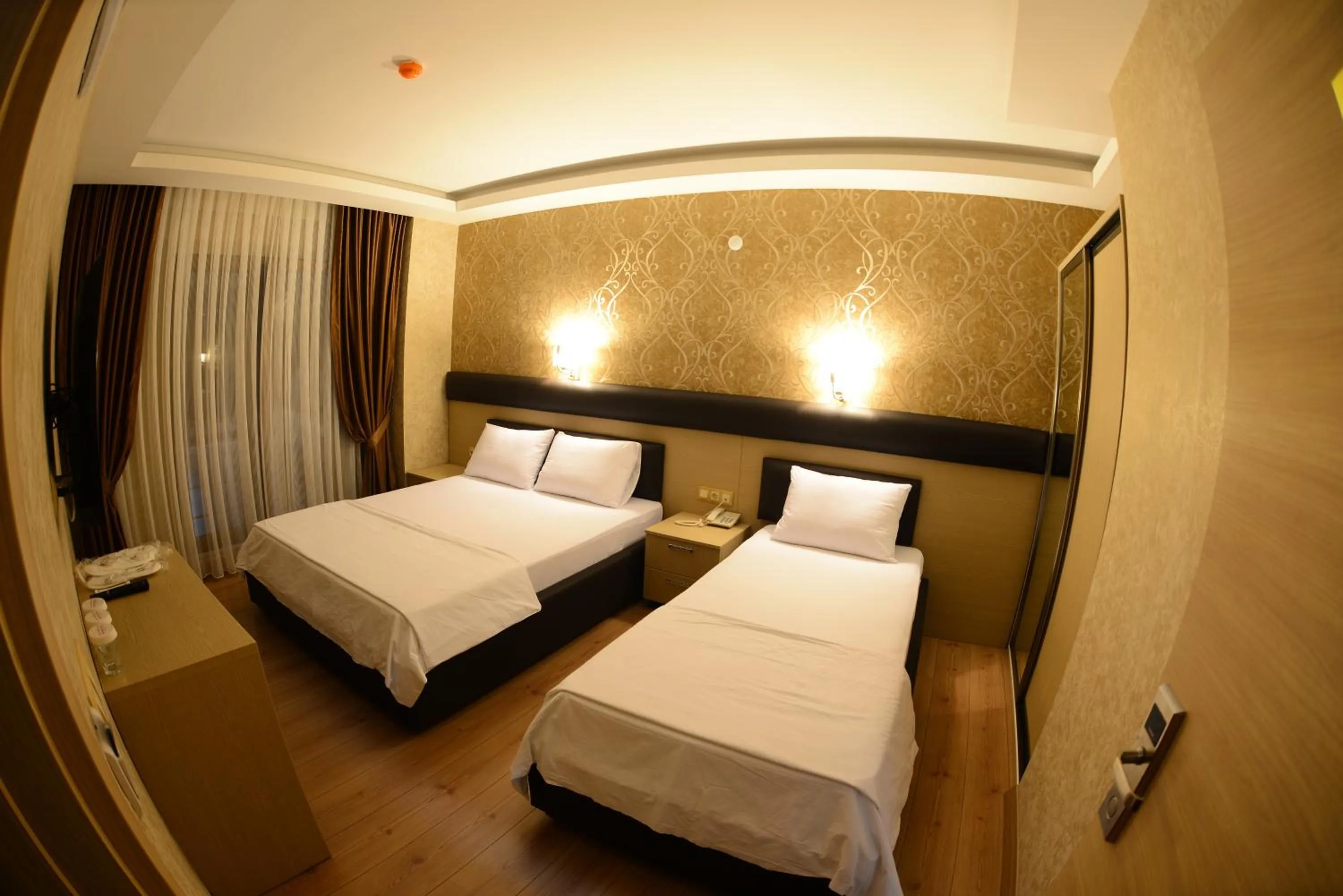 Photo of the whole room in Payidar Hotel