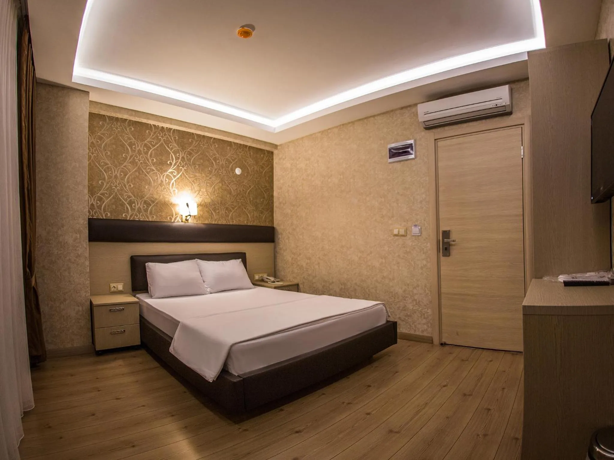 Photo of the whole room in Payidar Hotel