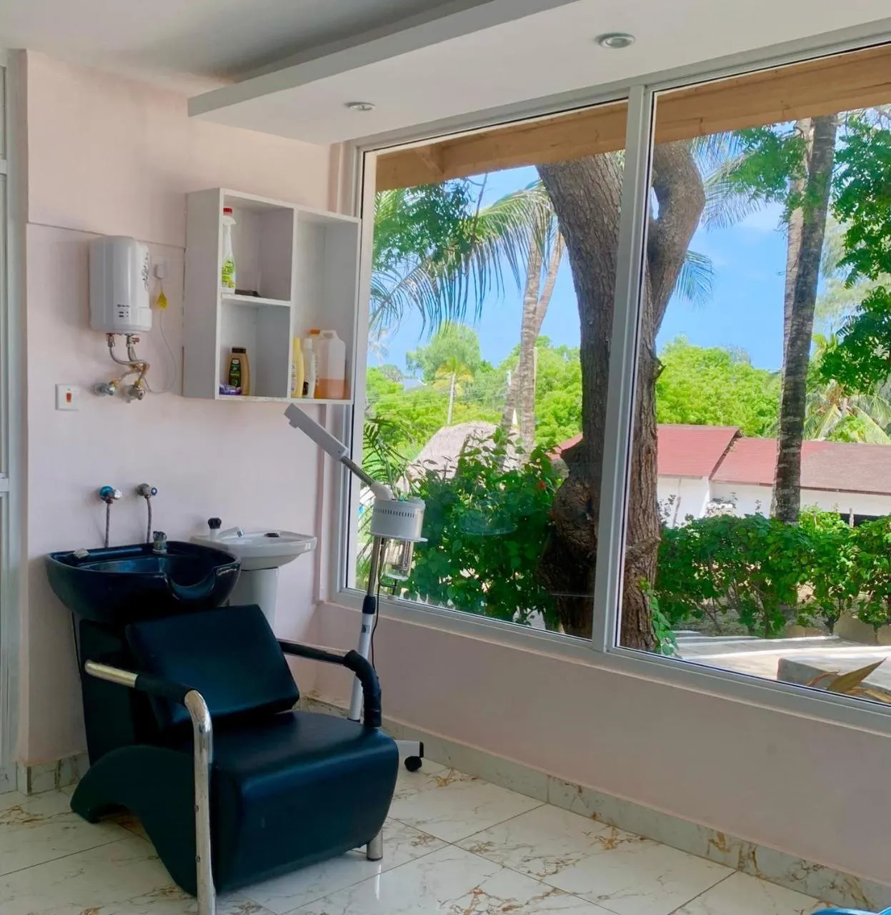 Spa and wellness centre/facilities in Lily Palm Resort