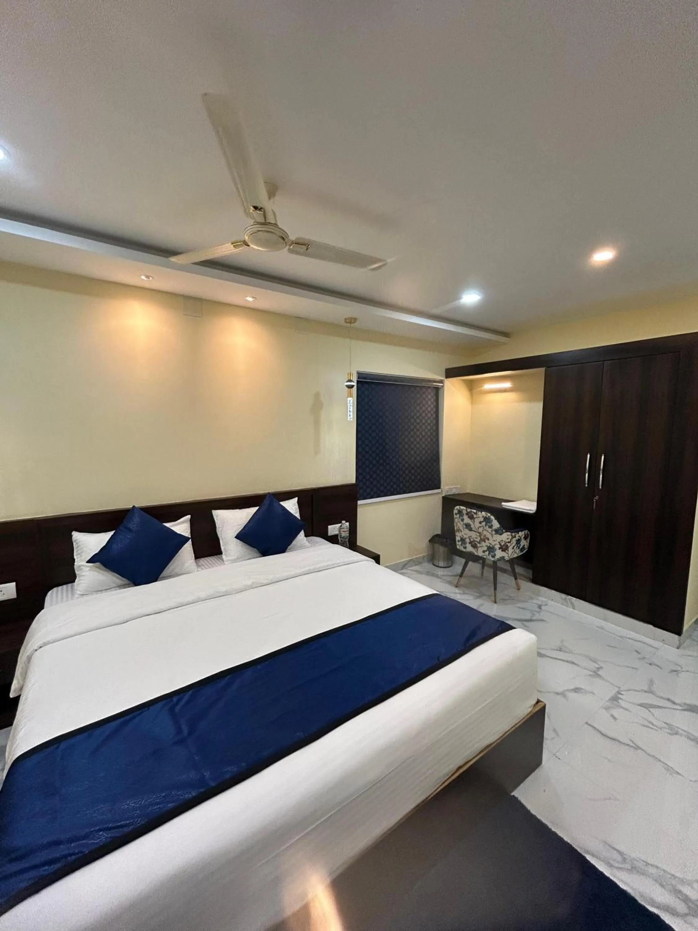 Bed in Livotel Premium Hotel