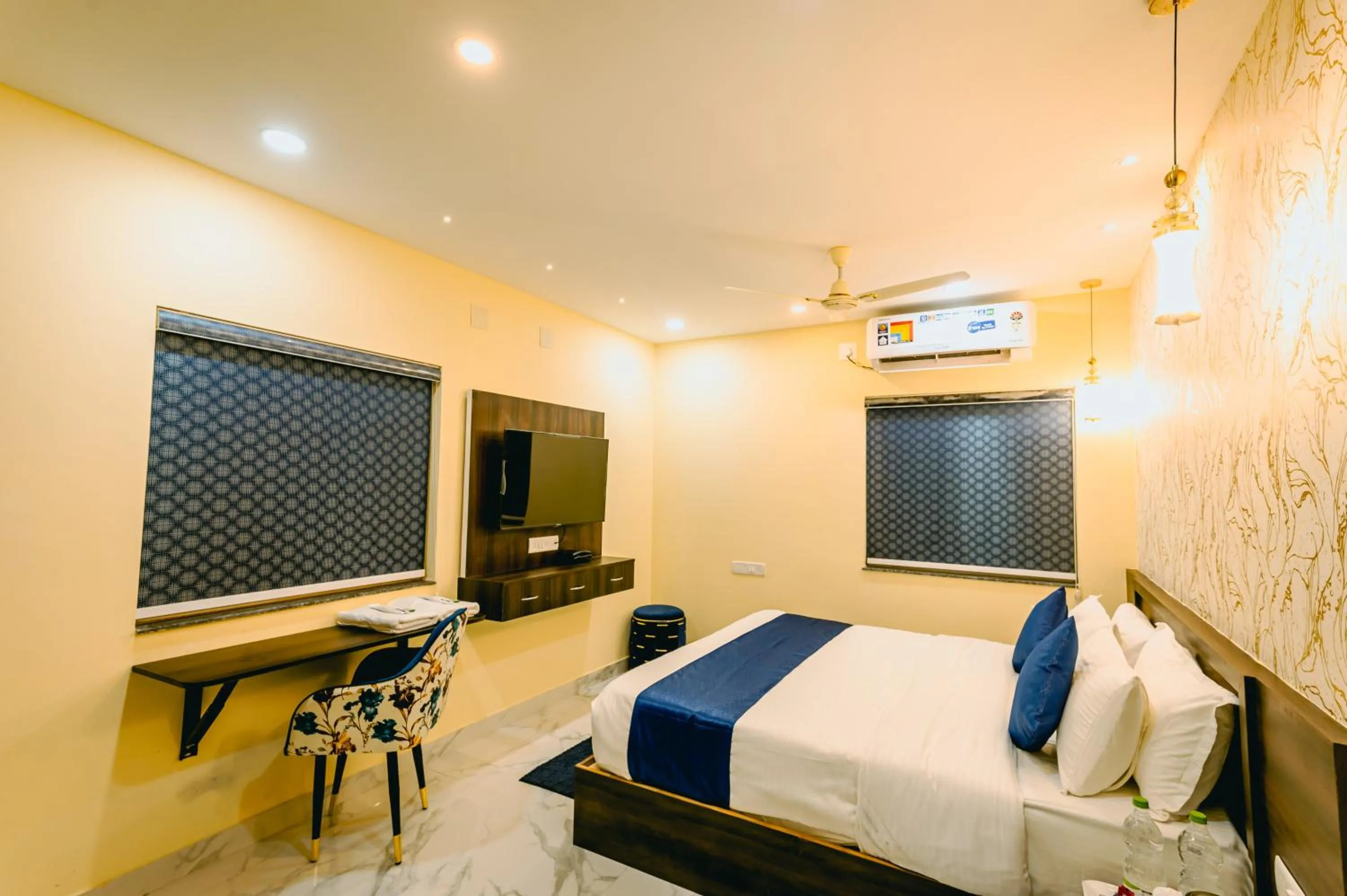 Bed in Livotel Premium Hotel