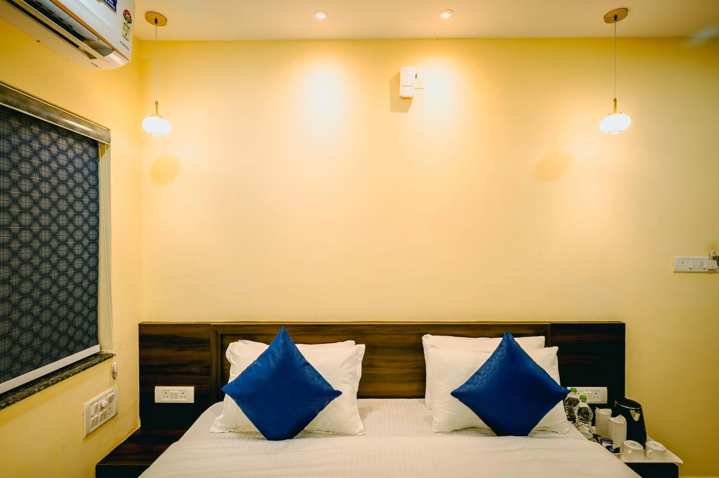 Bedroom, Bed in Livotel Premium Hotel