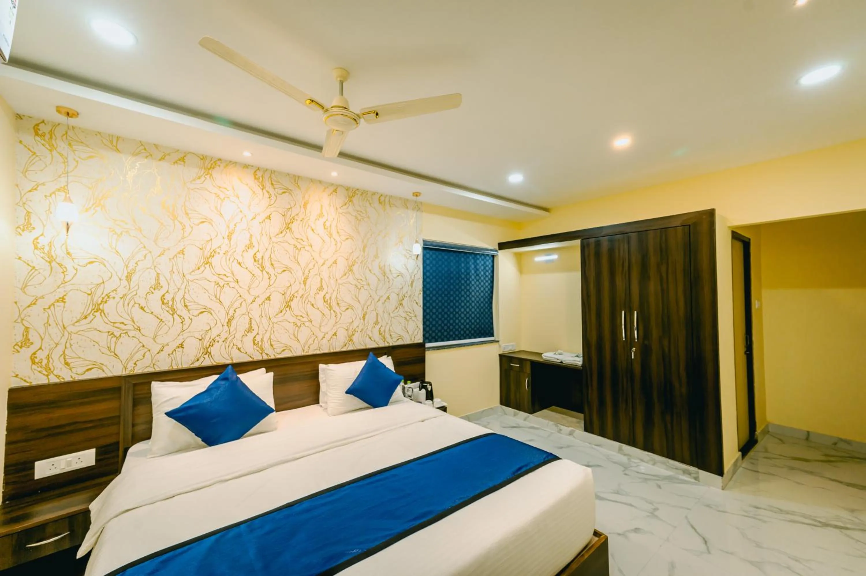 Bed in Livotel Premium Hotel