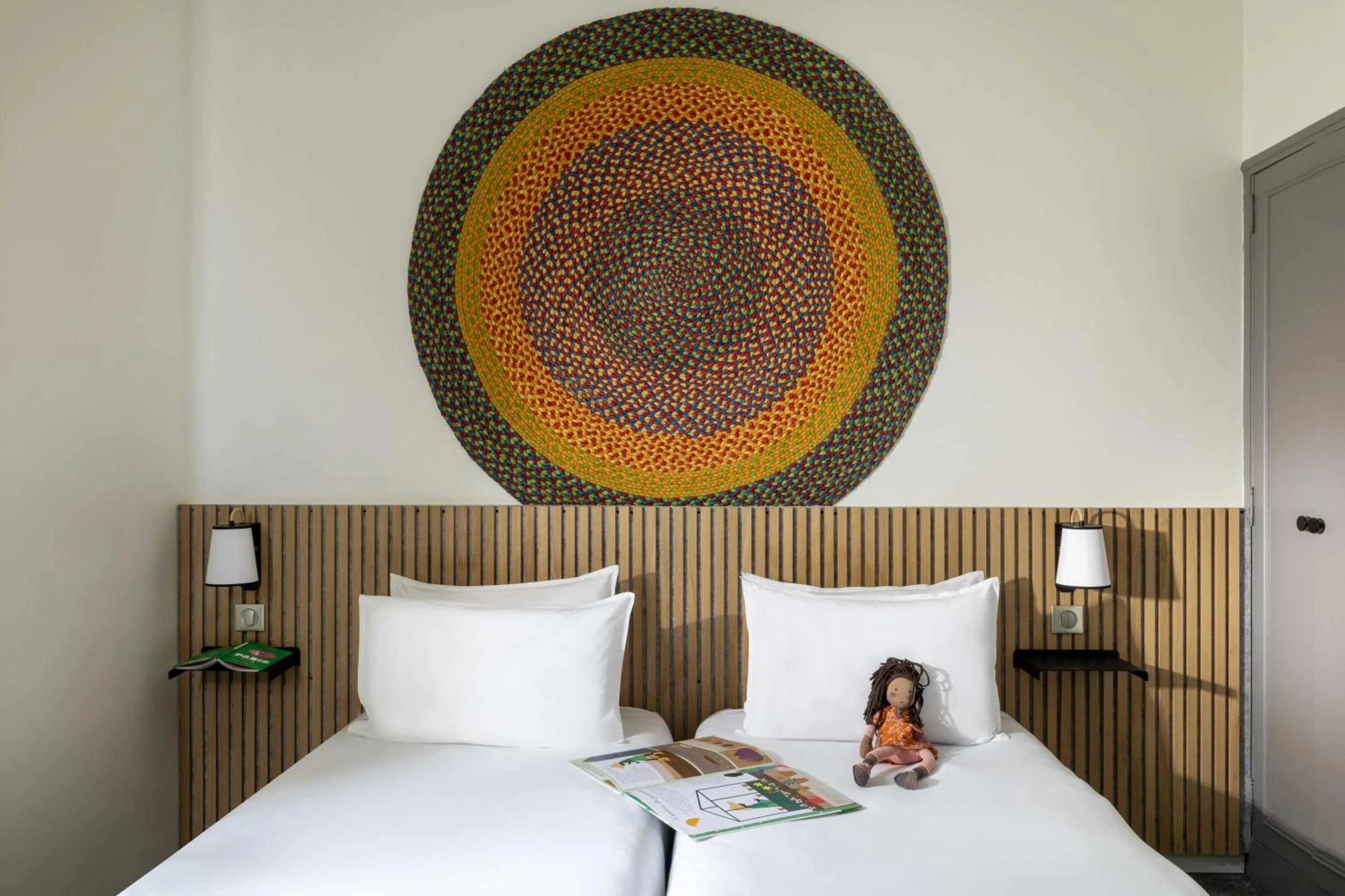 Bedroom, Bed in Hôtel Korner Châtelet