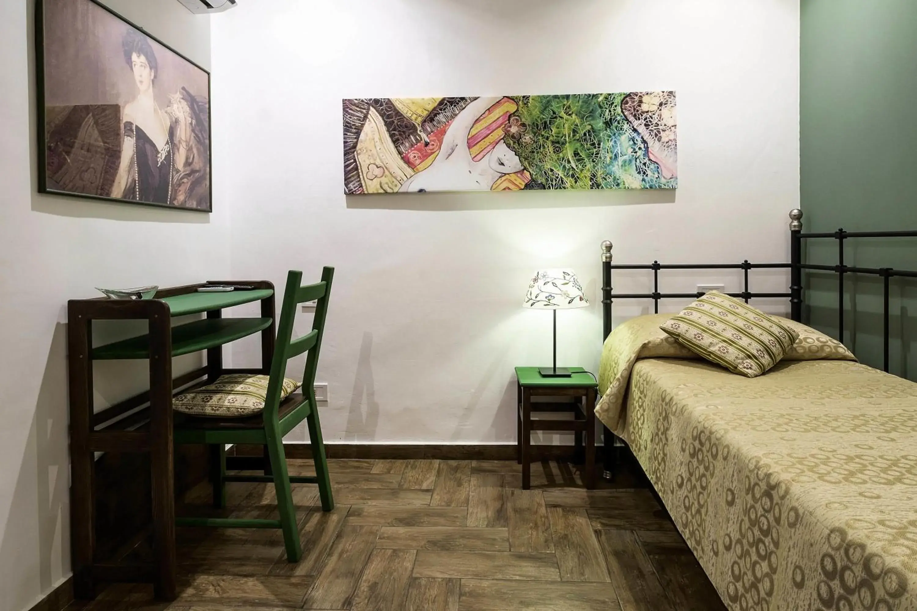 Double or Twin Room - single occupancy in B&B Centro900 Double or Twin Room - single occupancy in B&B Centro900