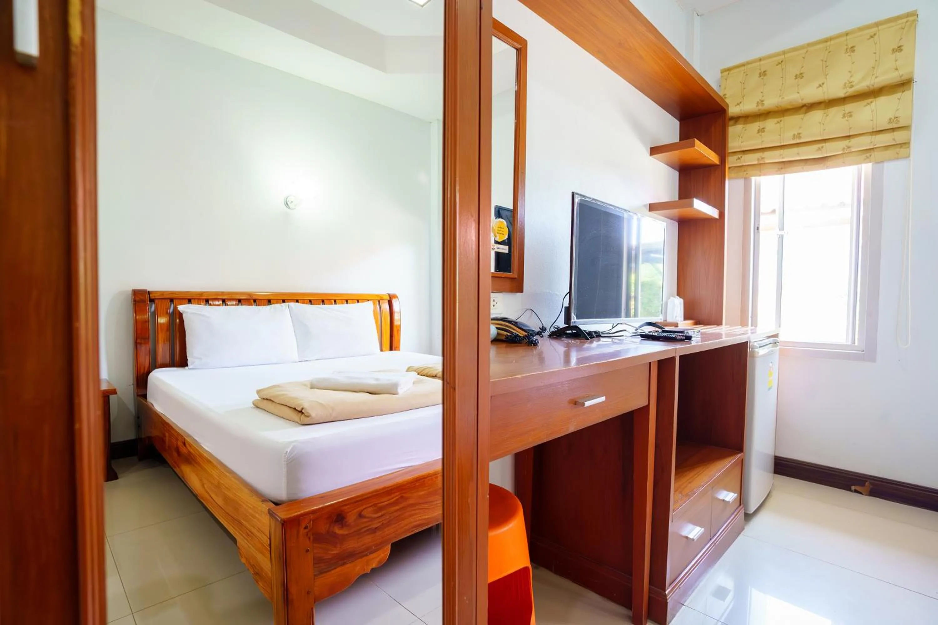 Photo of the whole room, Bed in Kebtawan Resort