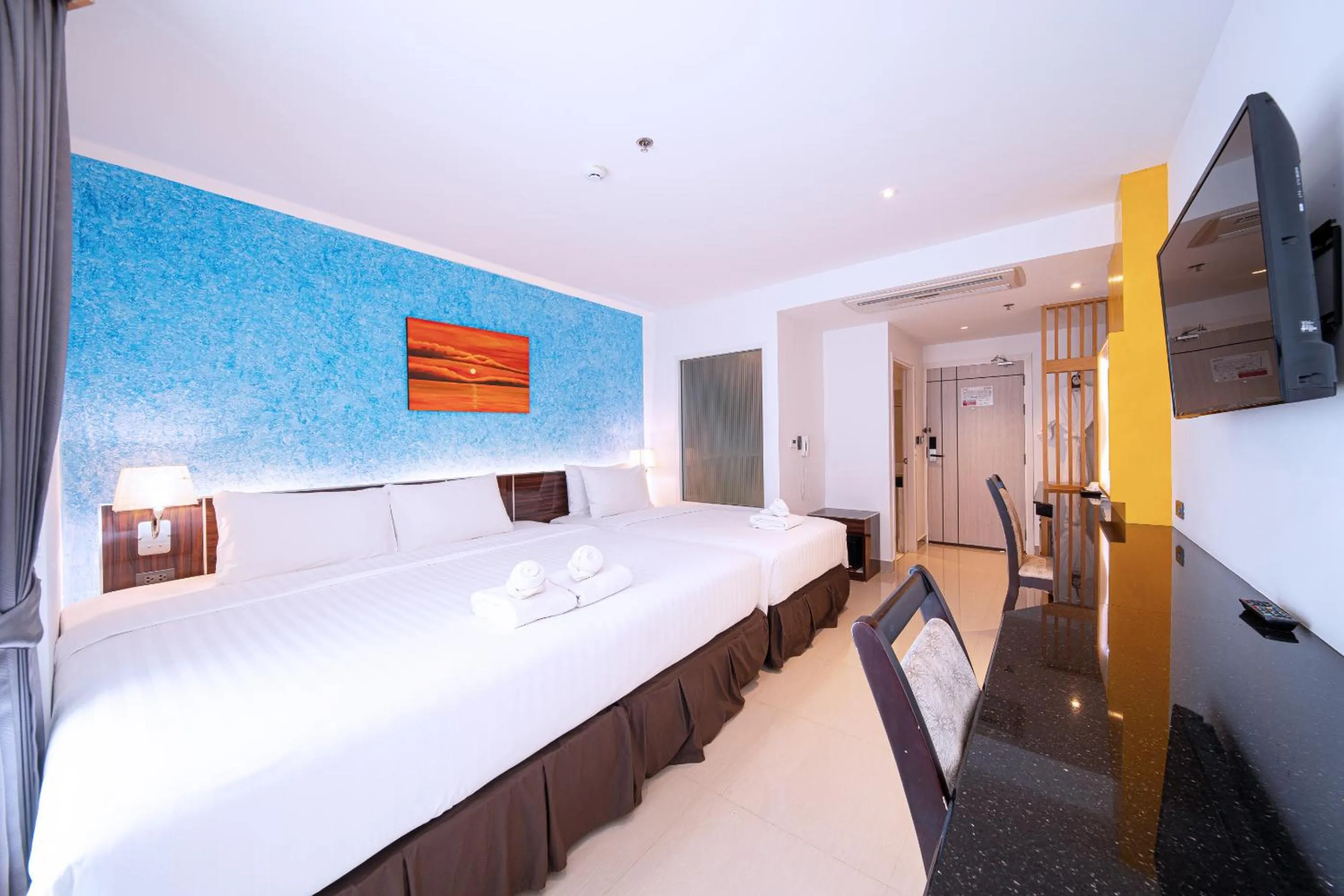 Bedroom, Bed in Royal Prince Resort Pattaya