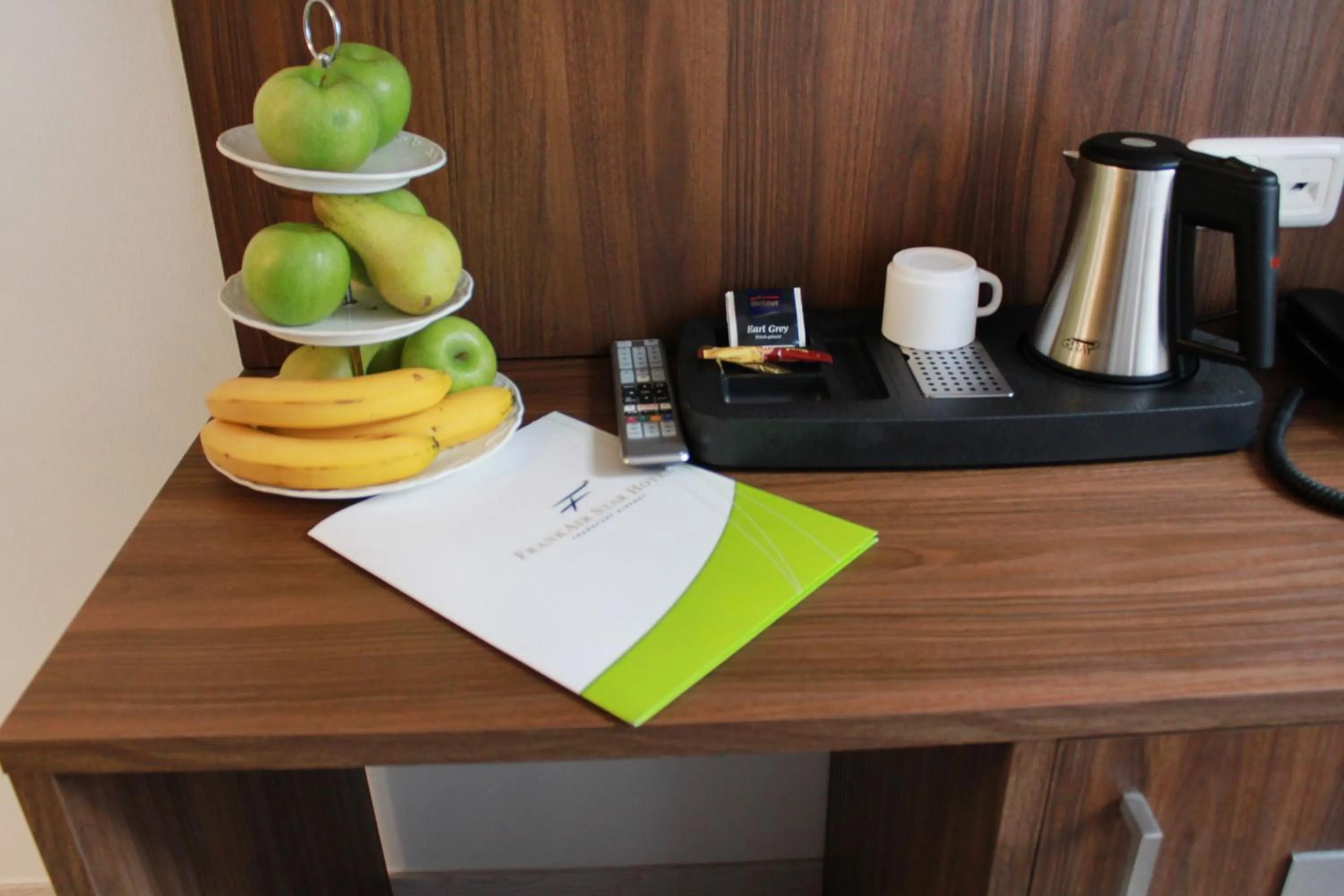 Coffee/tea facilities in Anor Hotel & Conference Center Frankfurt Airport